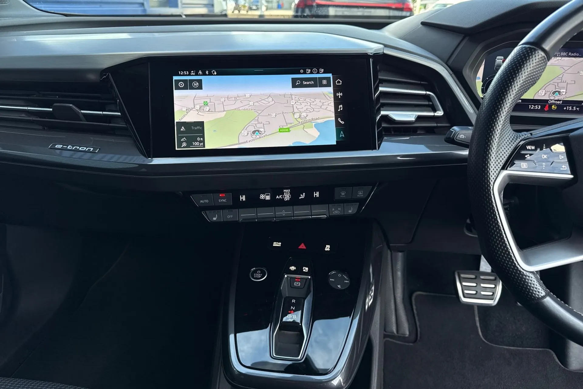 Audi Q4 thumbnail image number 37