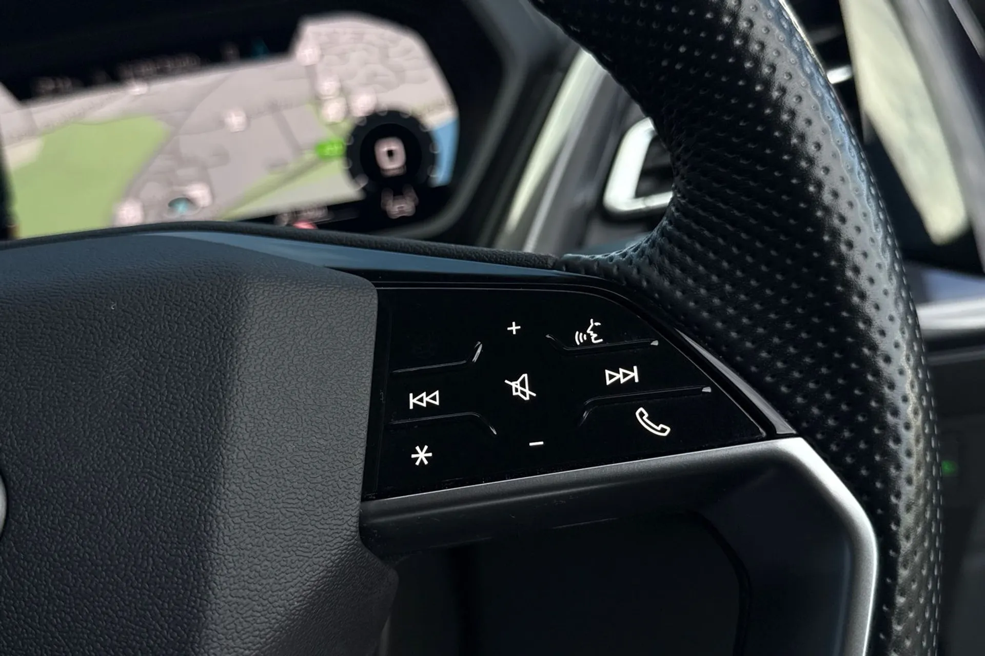 Audi Q4 thumbnail image number 39