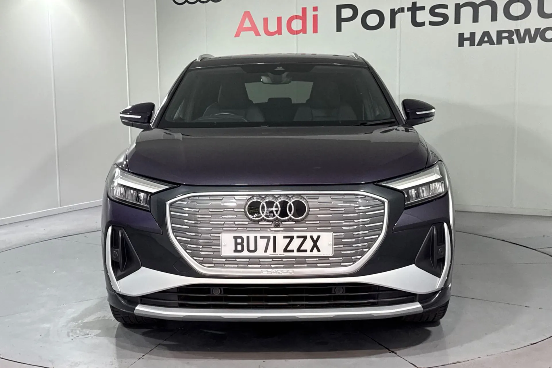 Audi Q4 thumbnail image number 12