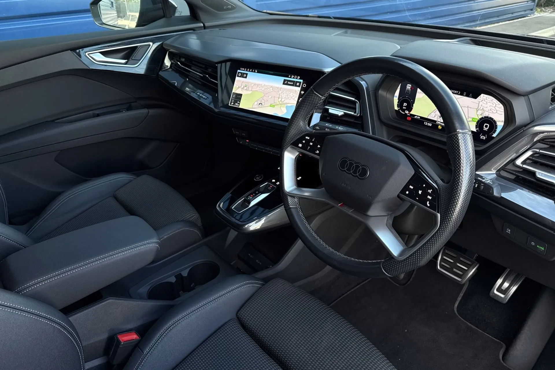 Audi Q4 thumbnail image number 26