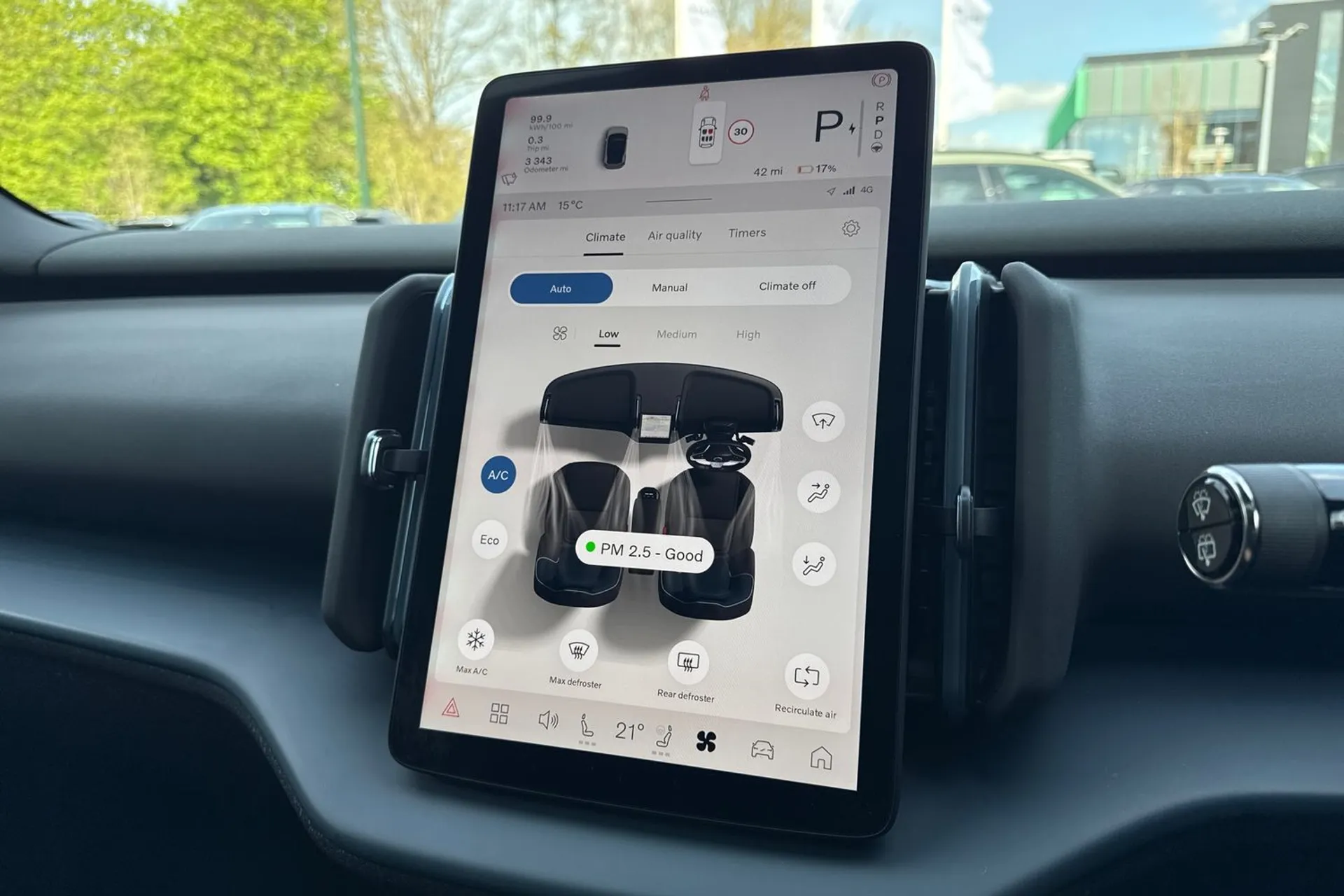 Volvo EX30 thumbnail image number 38