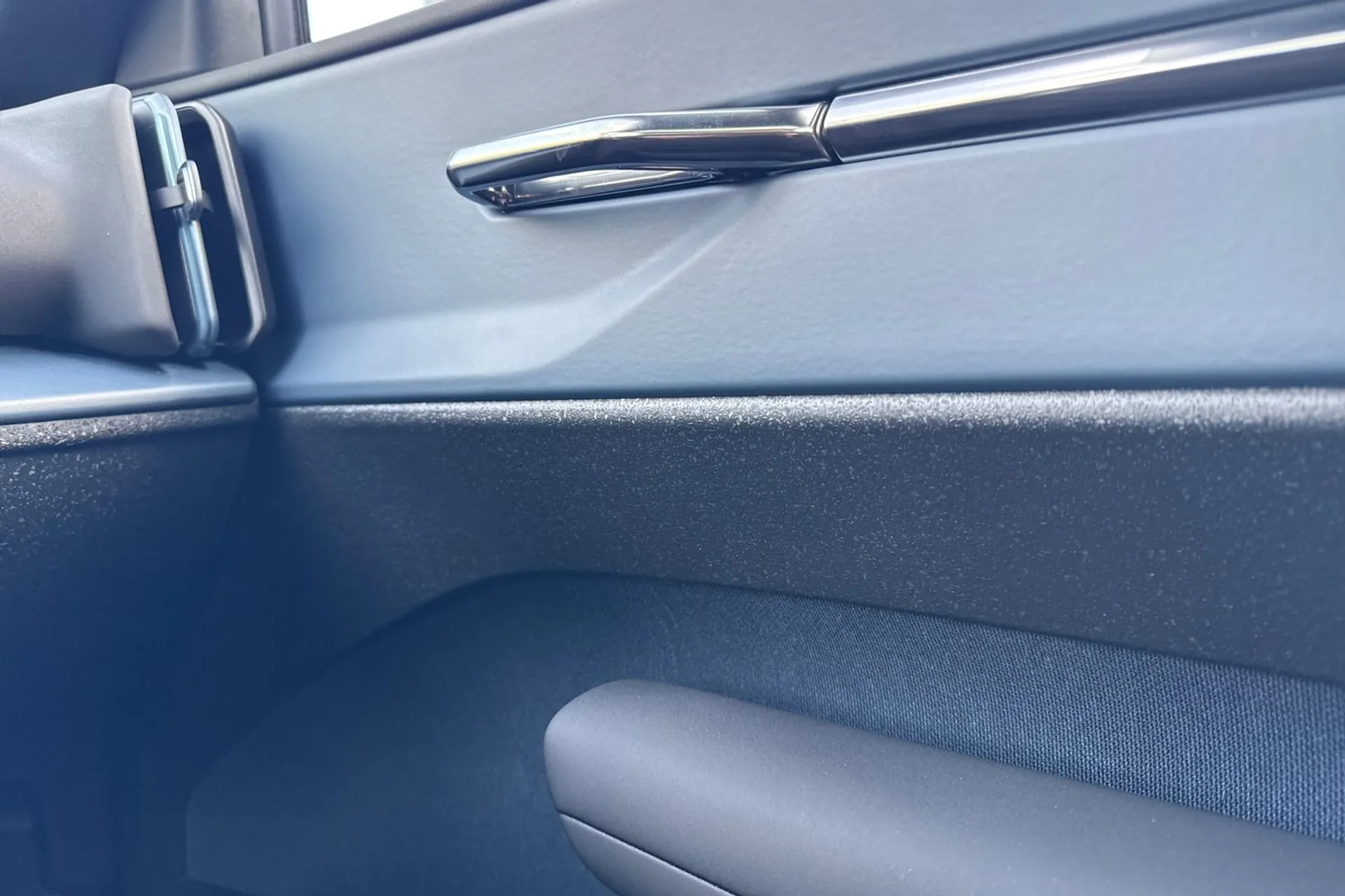 Volvo EX30 thumbnail image number 41