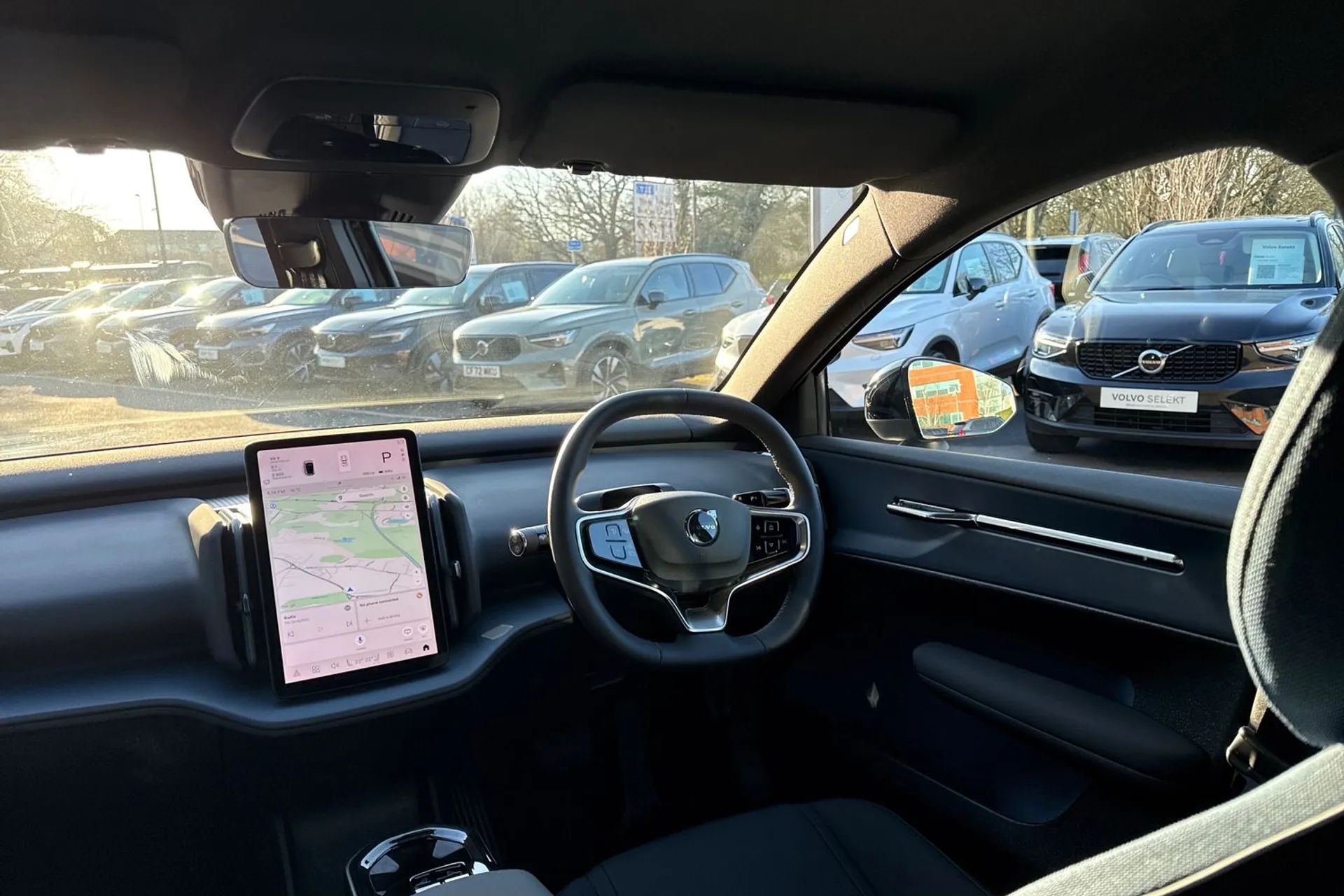 Volvo EX30 thumbnail image number 33