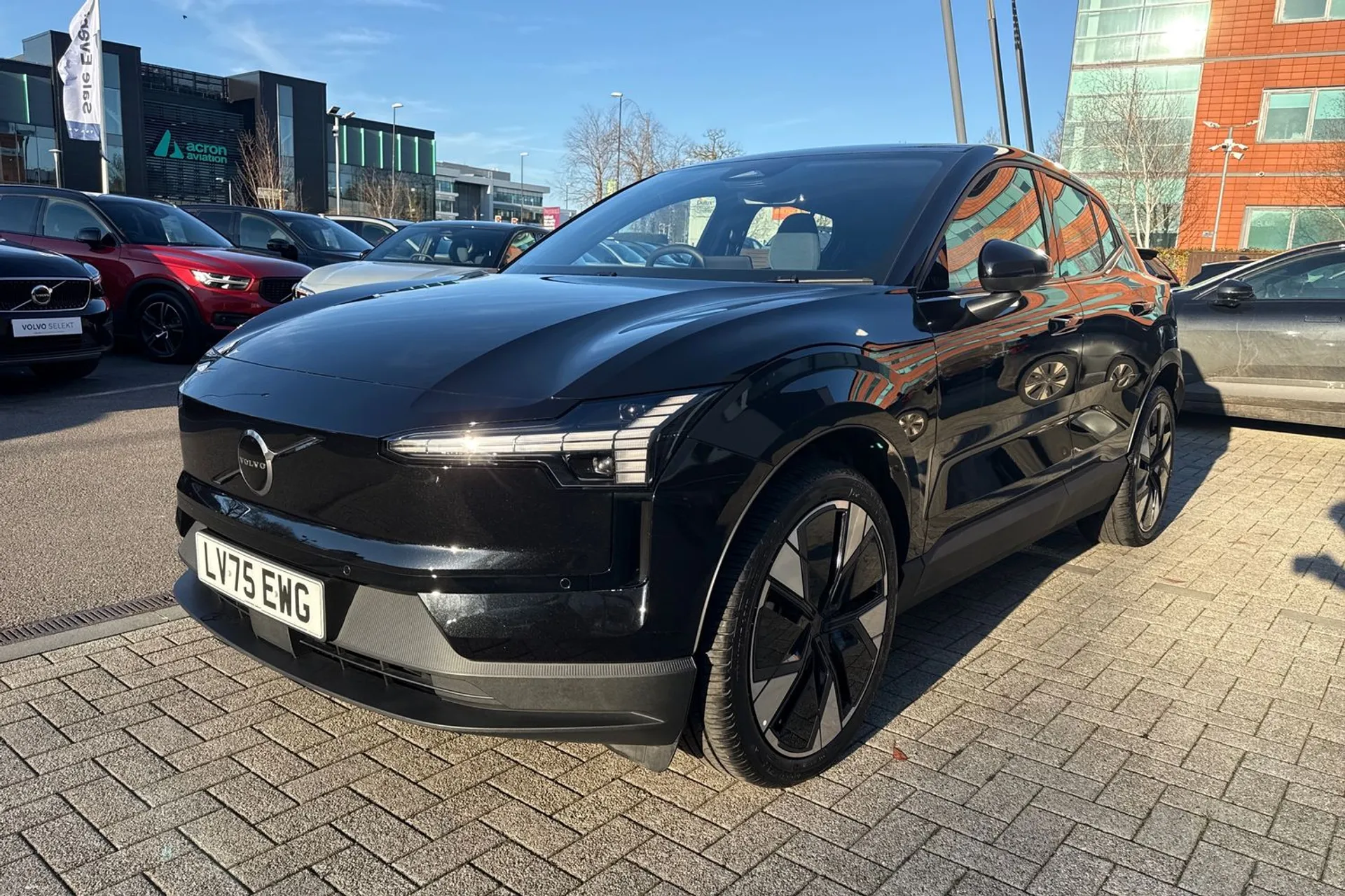 Volvo EX30 thumbnail image number 12