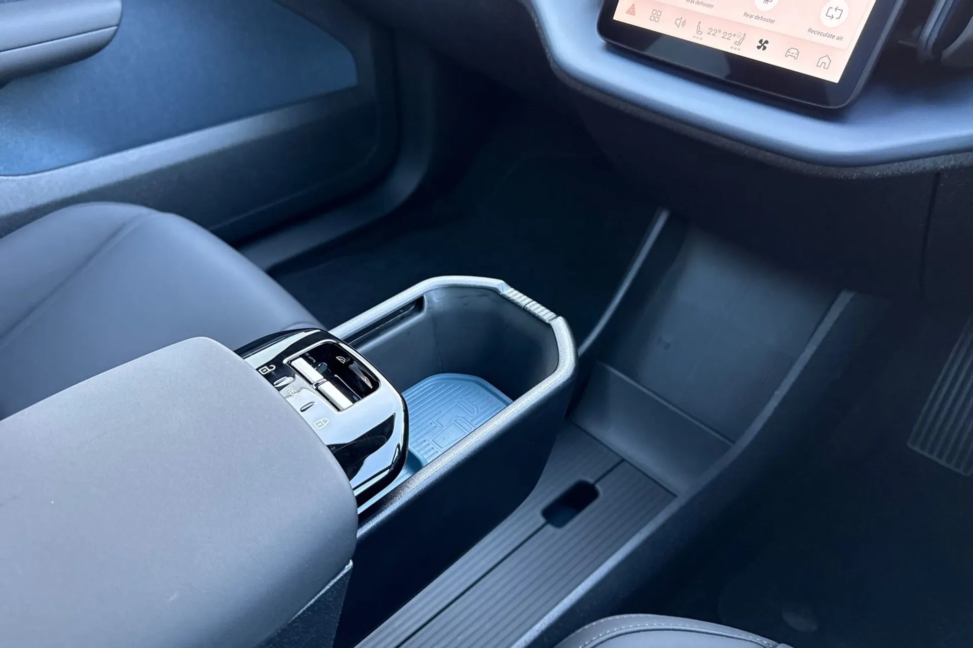 Volvo EX30 thumbnail image number 43