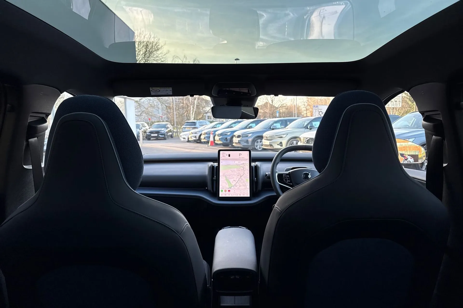 Volvo EX30 thumbnail image number 22