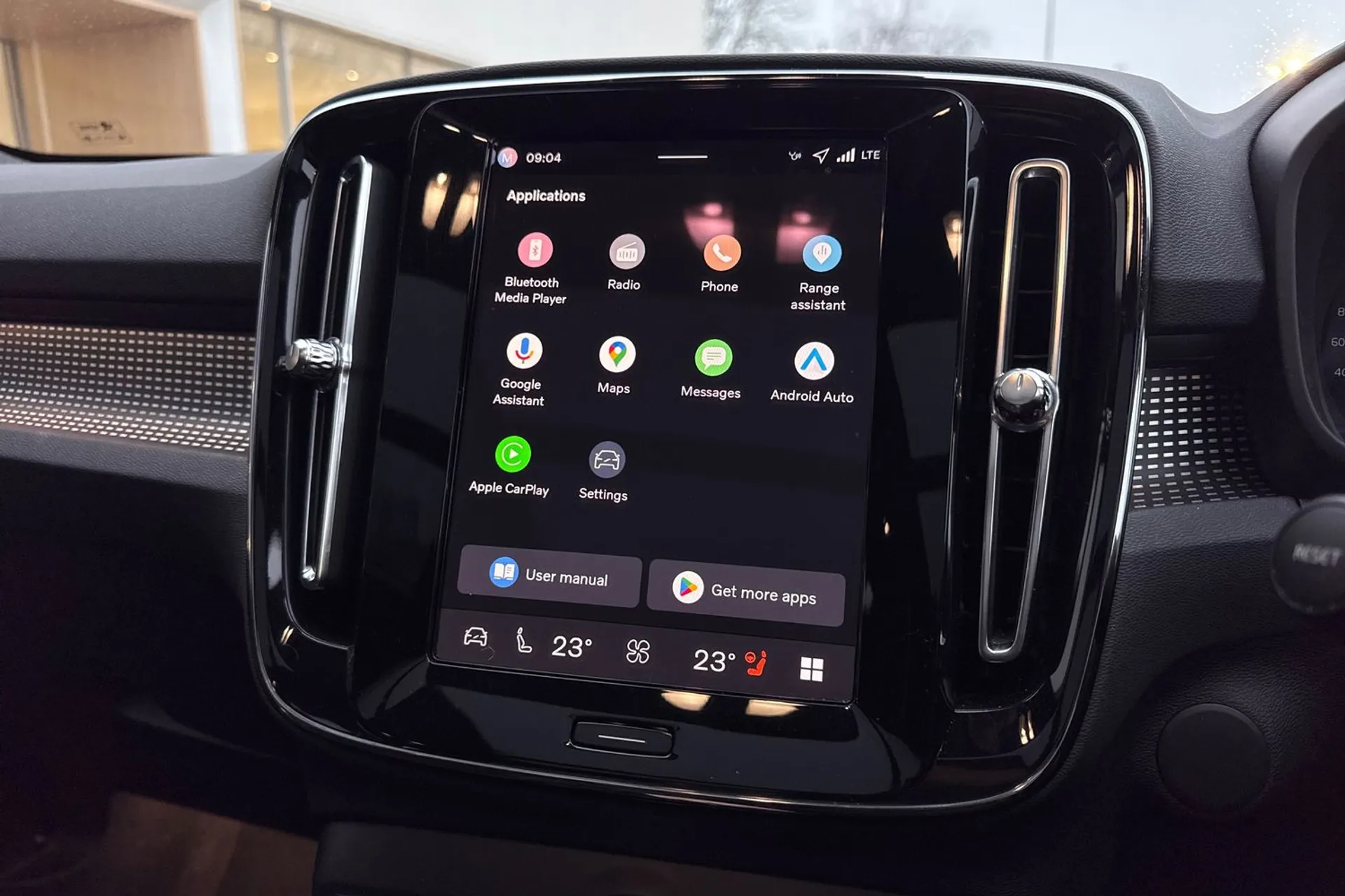 Volvo EX40 thumbnail image number 41