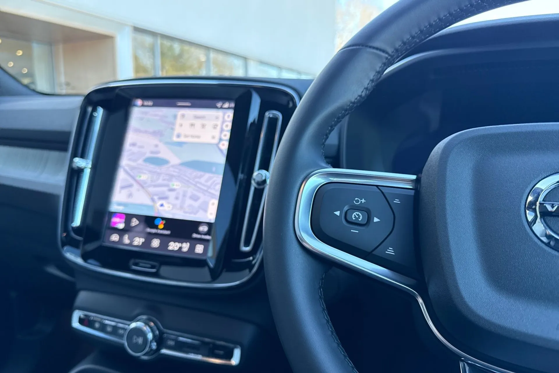 Volvo EC40 thumbnail image number 36