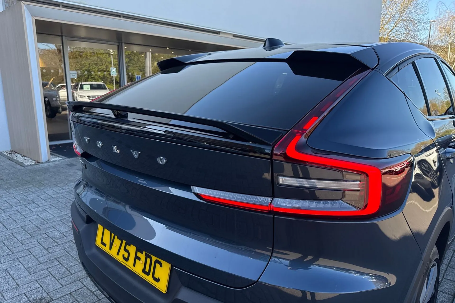 Volvo EC40 thumbnail image number 16