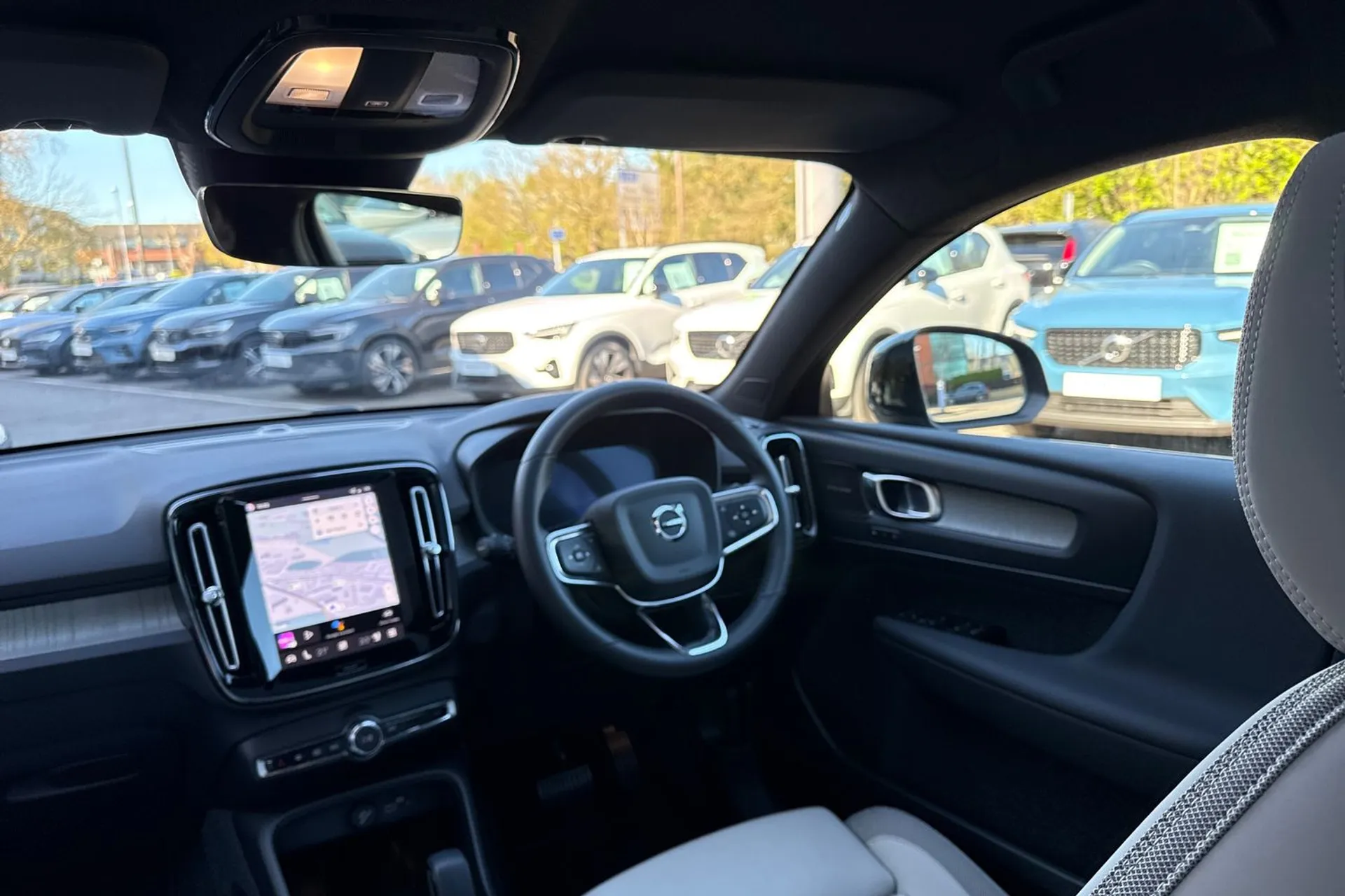 Volvo EC40 thumbnail image number 33