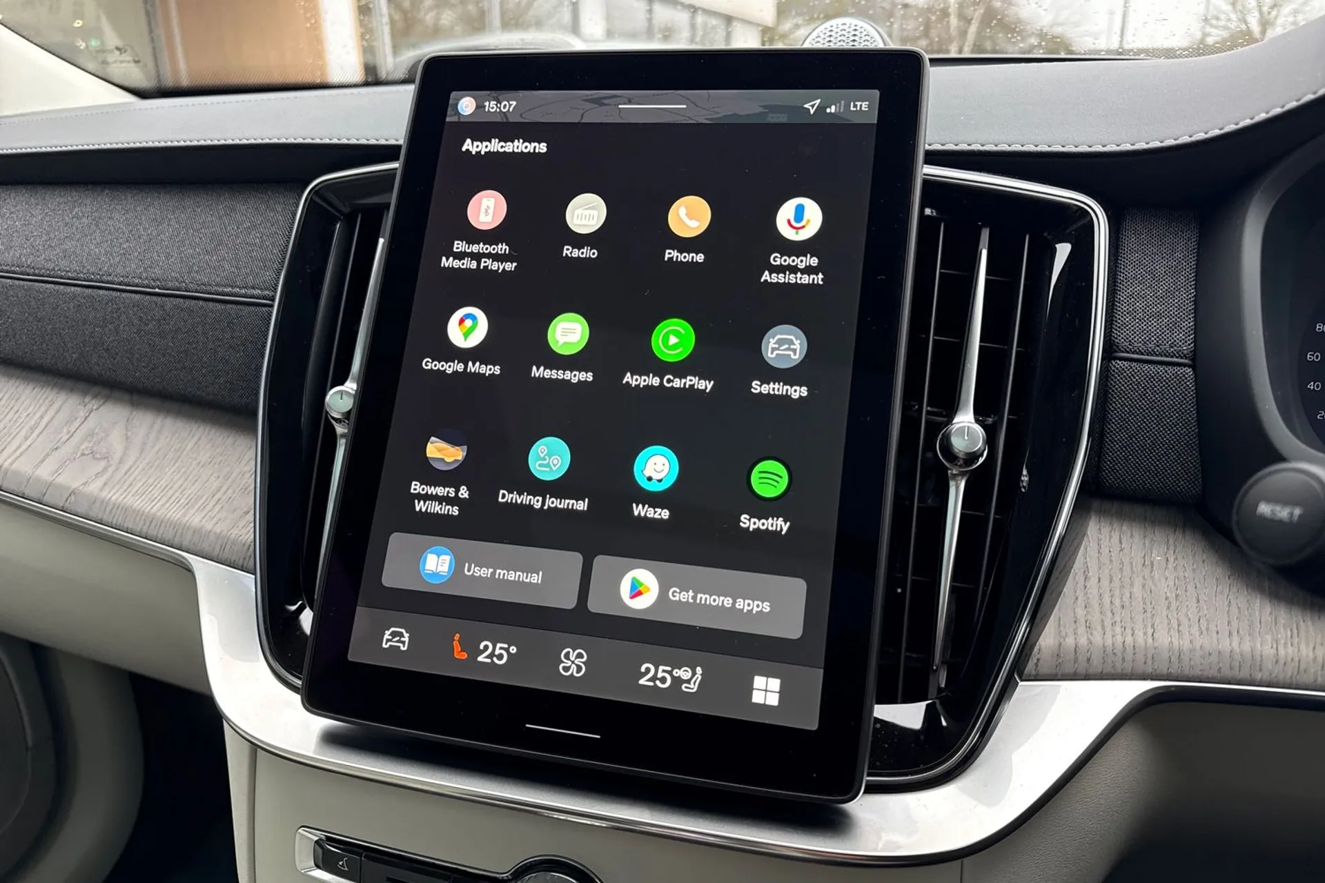 Volvo XC90 thumbnail image number 45