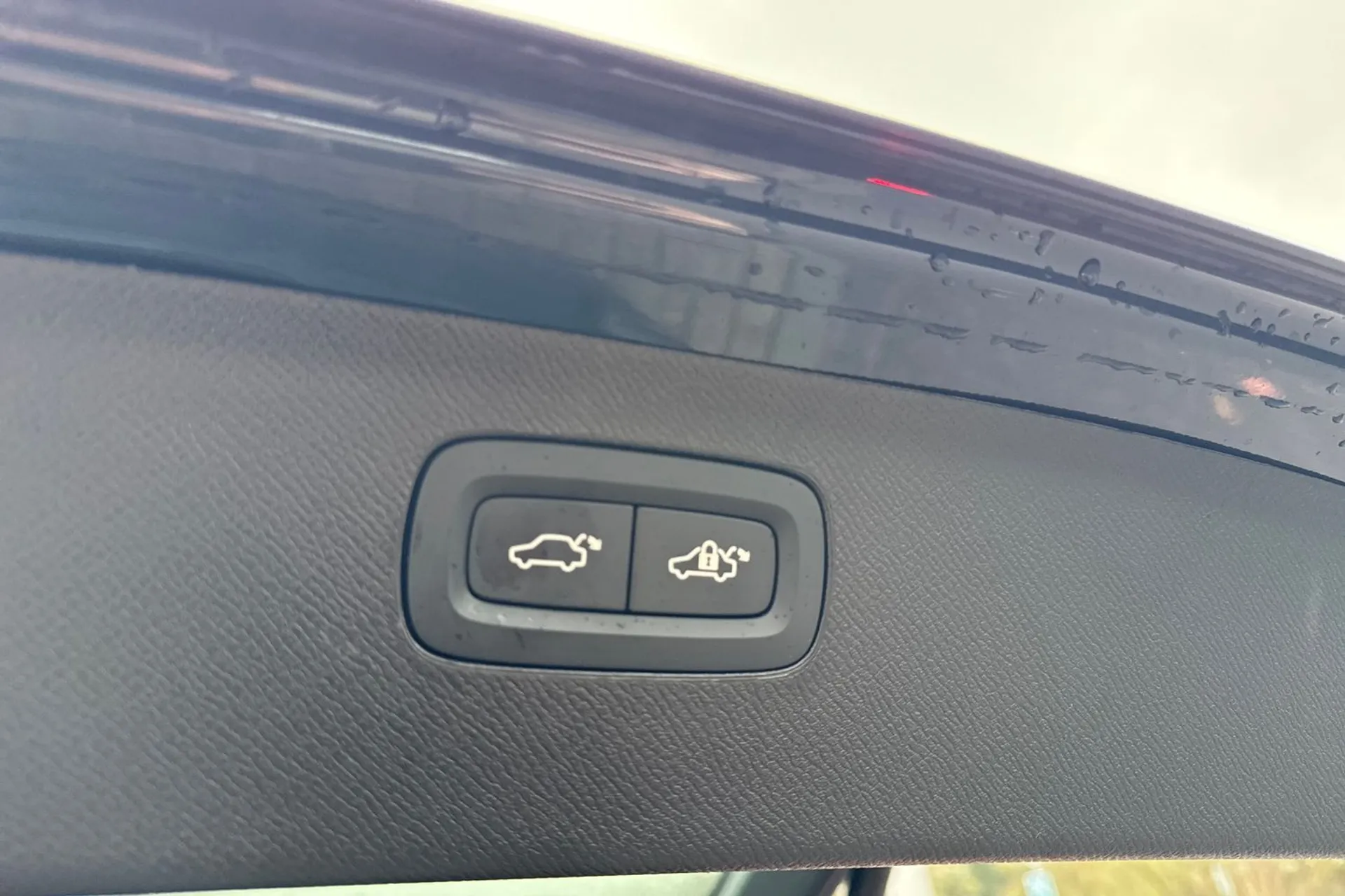 Volvo XC90 thumbnail image number 25