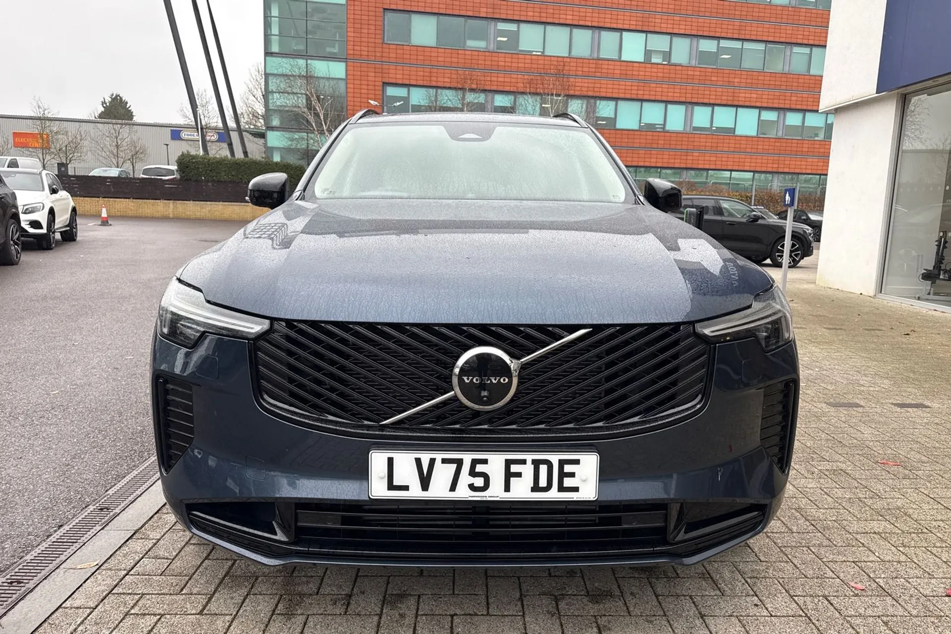 Volvo XC90 thumbnail image number 16