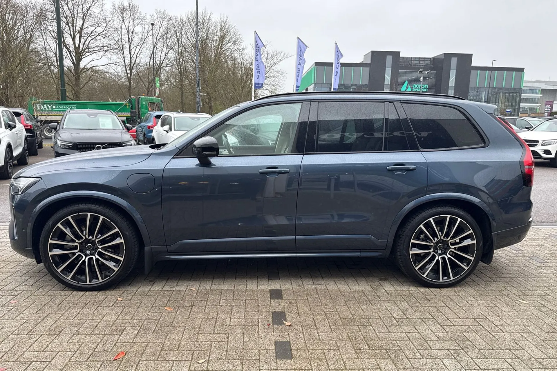 Volvo XC90 thumbnail image number 14