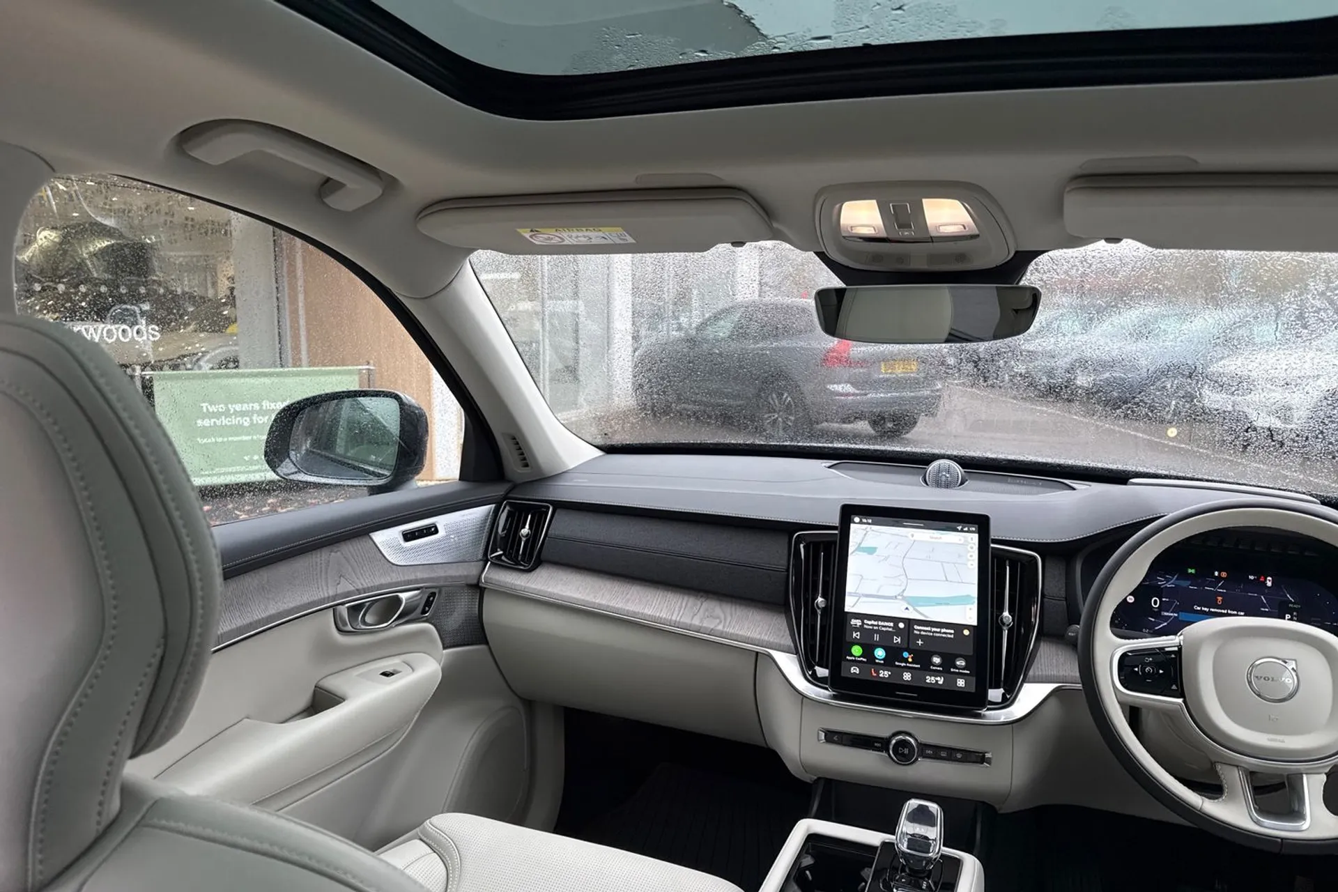 Volvo XC90 thumbnail image number 36