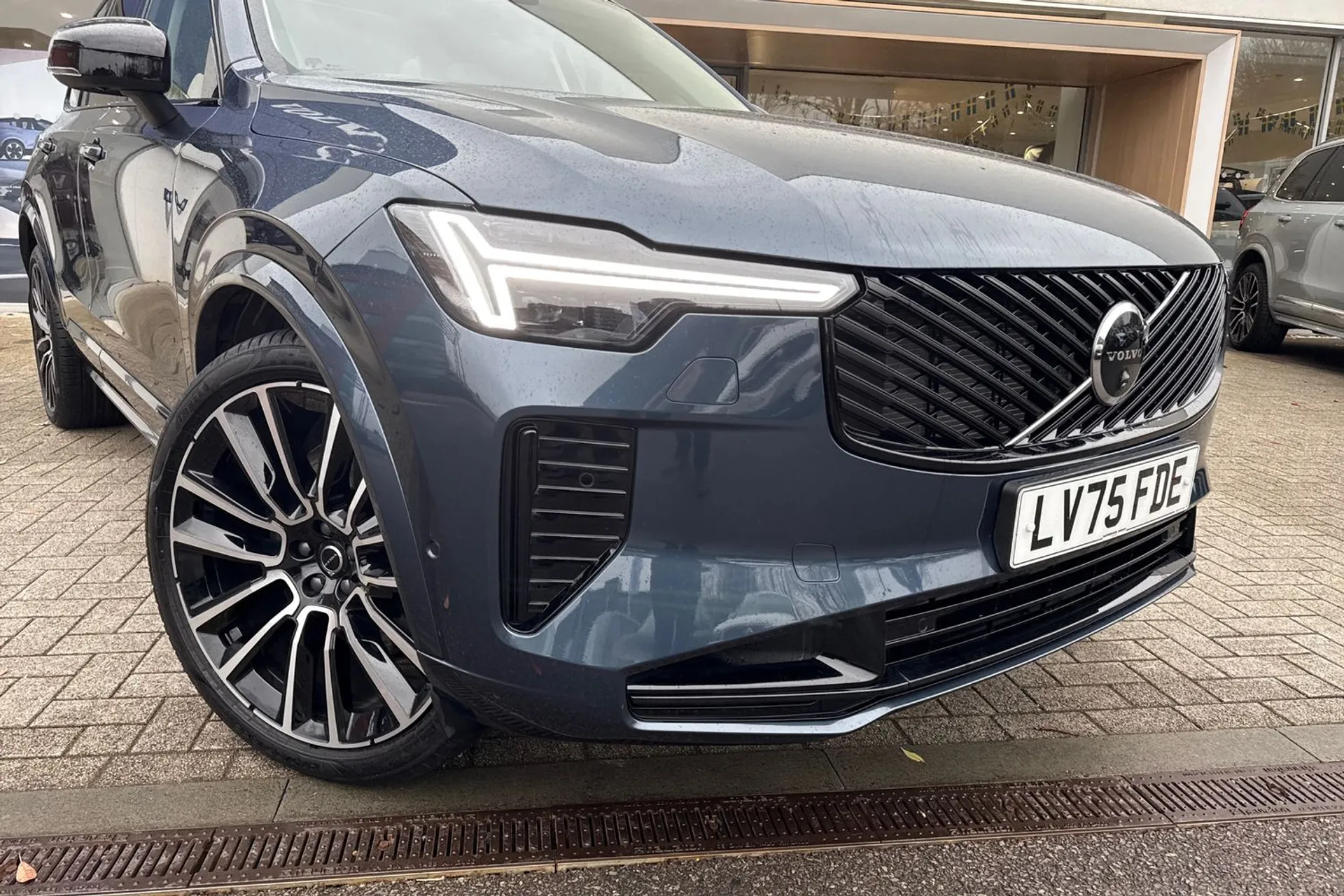 Volvo XC90 thumbnail image number 10