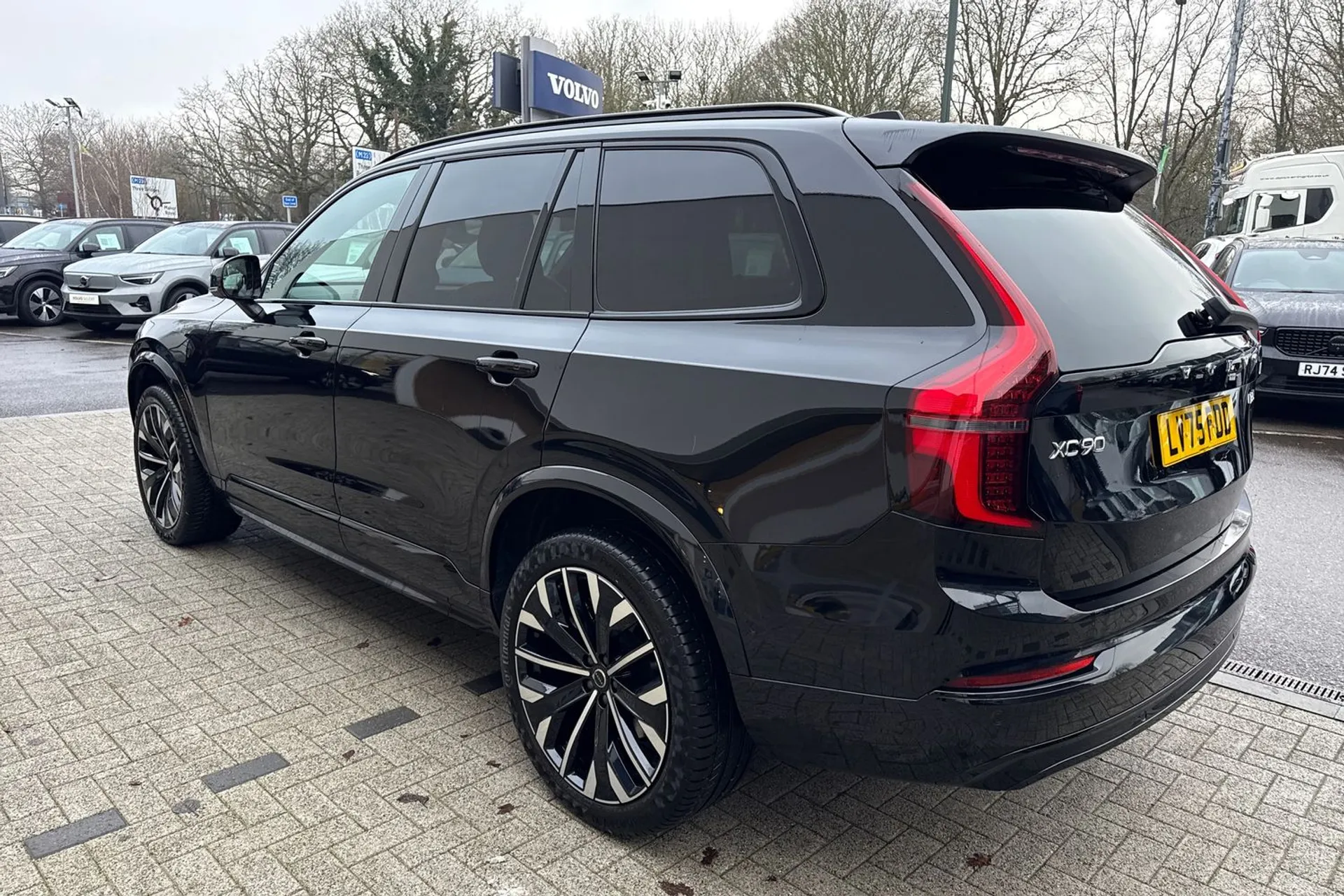 Volvo XC90 thumbnail image number 12