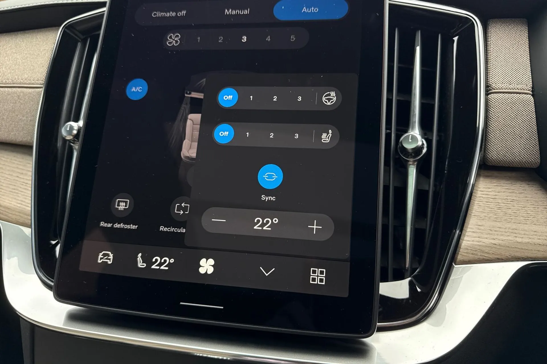 Volvo XC90 thumbnail image number 44