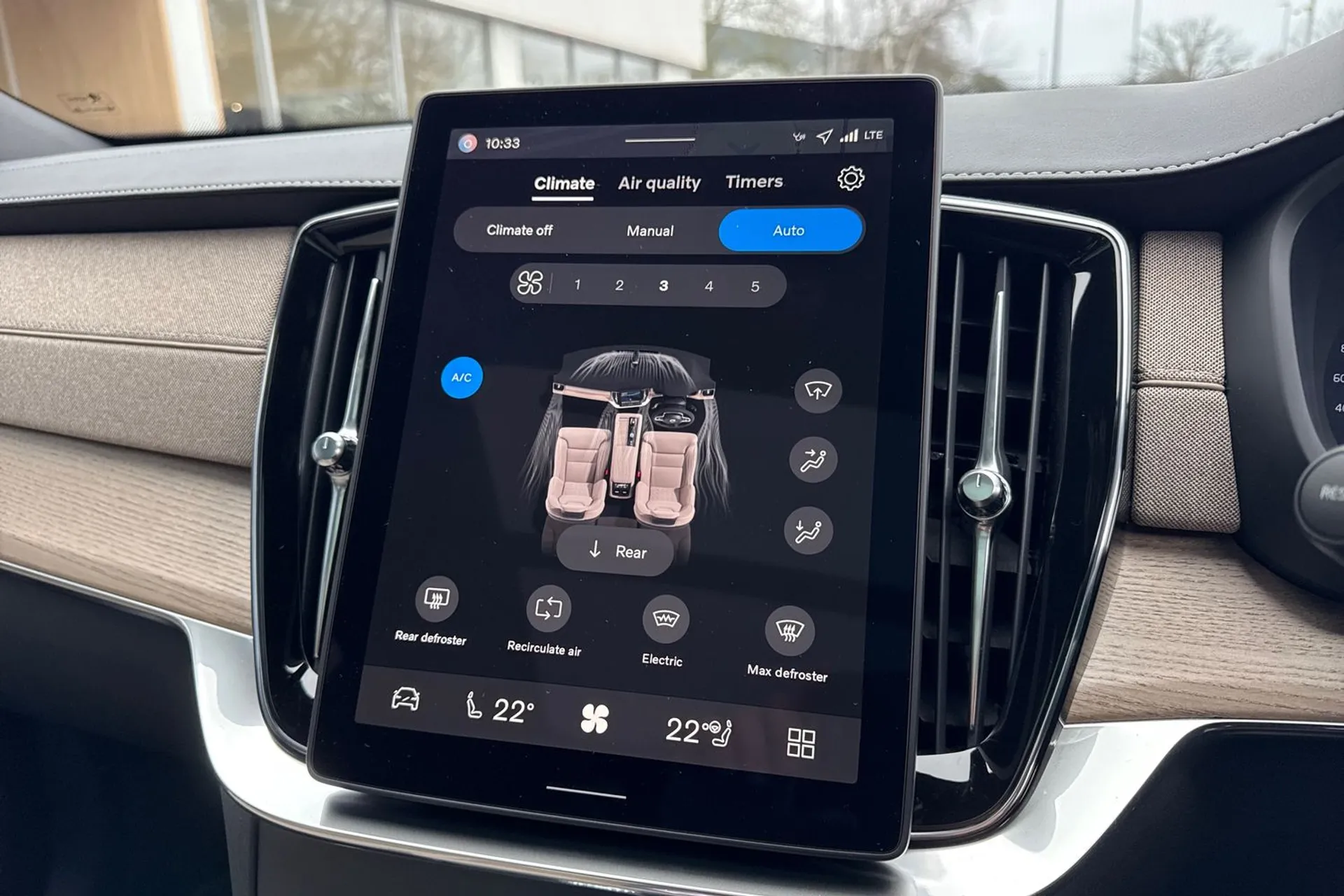 Volvo XC90 thumbnail image number 43