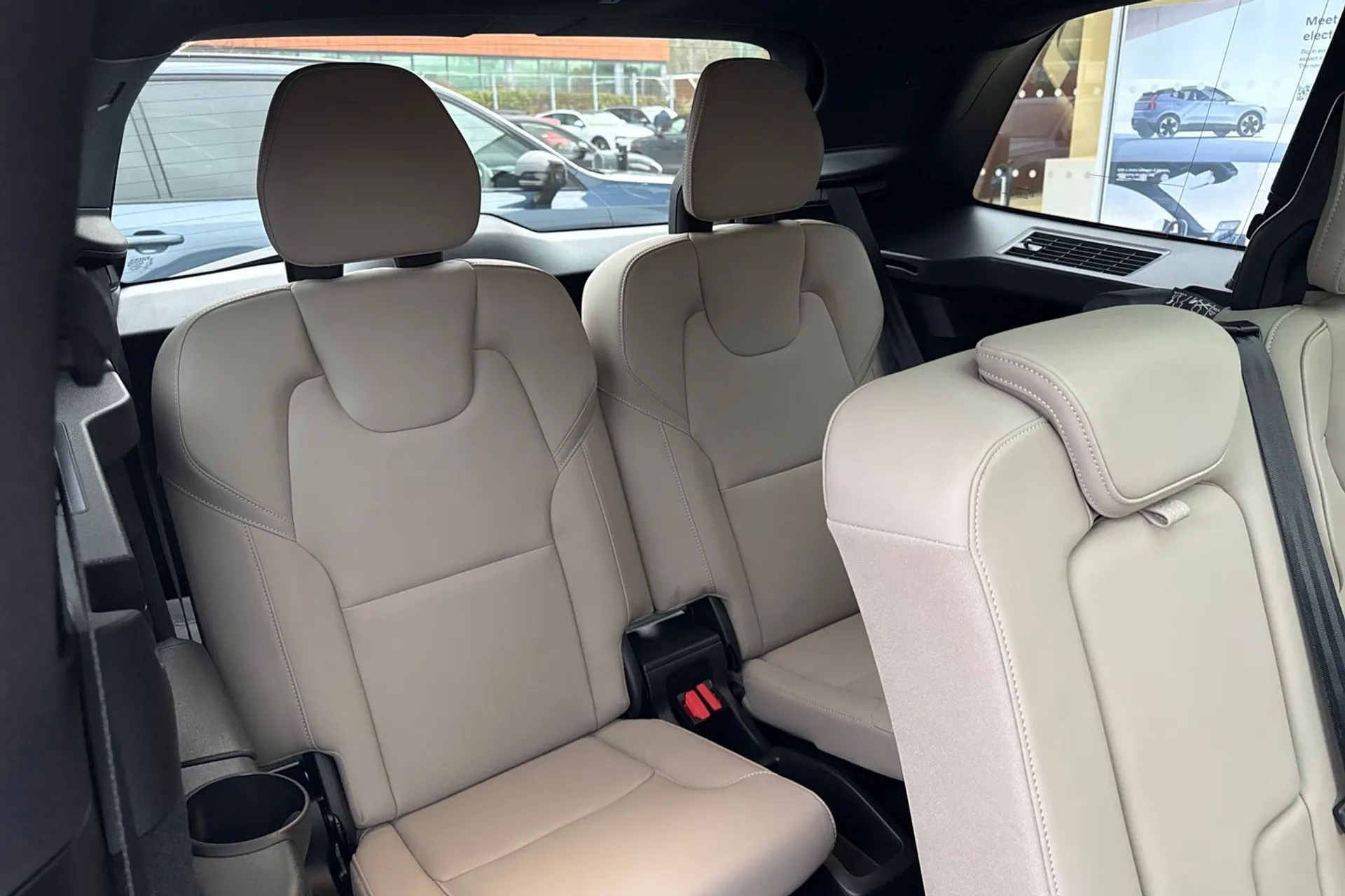 Volvo XC90 thumbnail image number 7