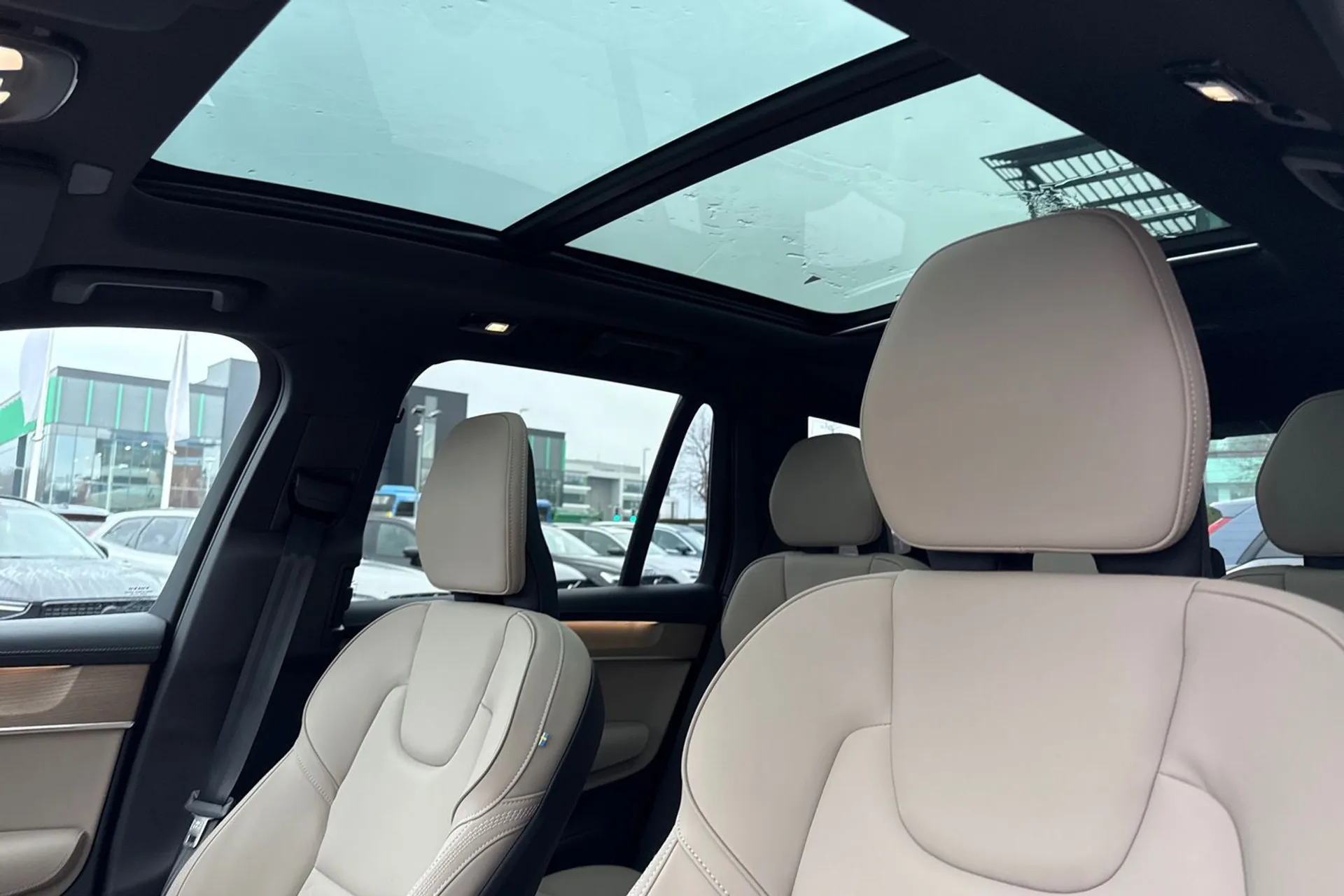 Volvo XC90 thumbnail image number 33