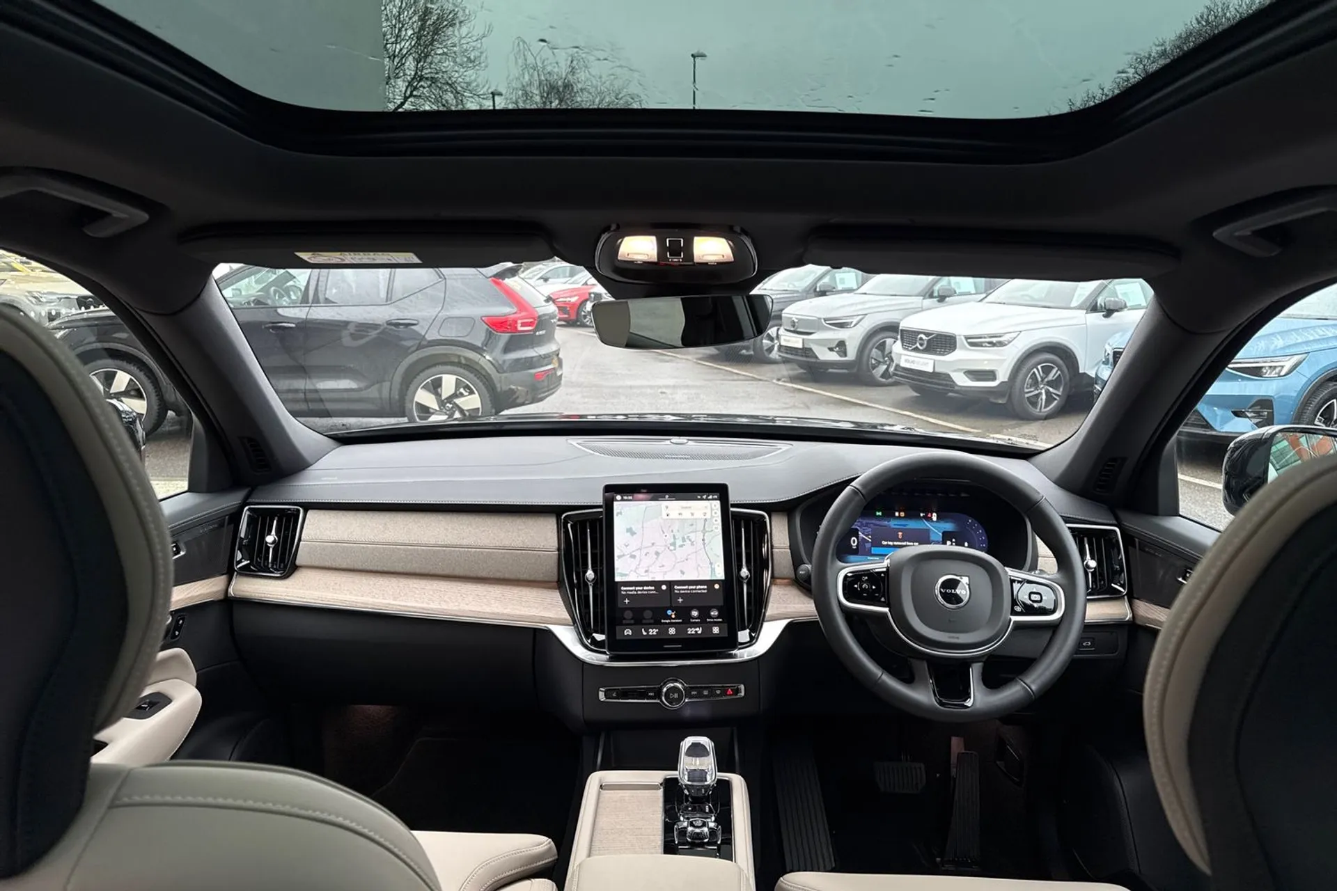 Volvo XC90 thumbnail image number 3