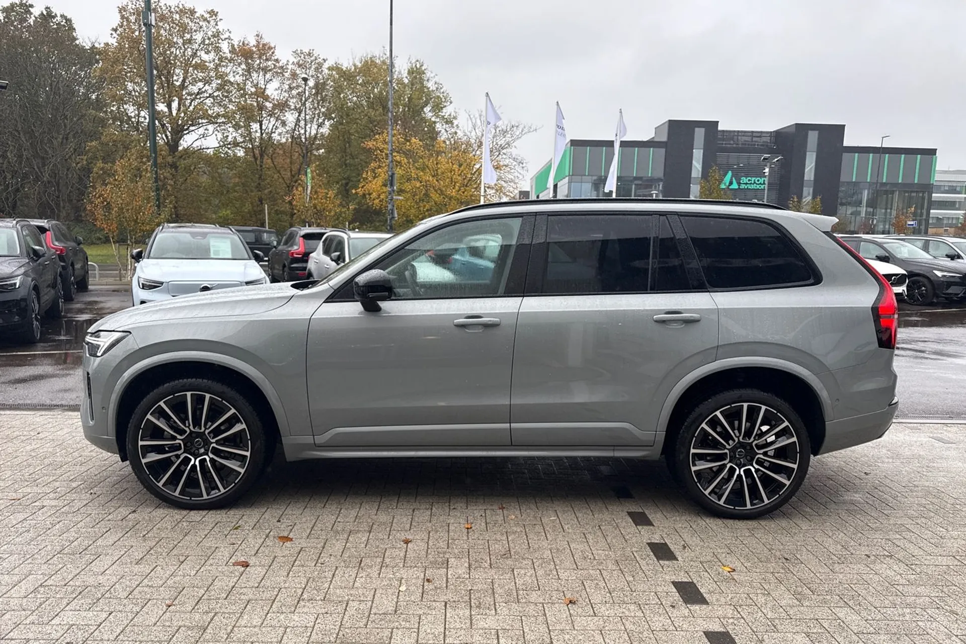 Volvo XC90 thumbnail image number 12