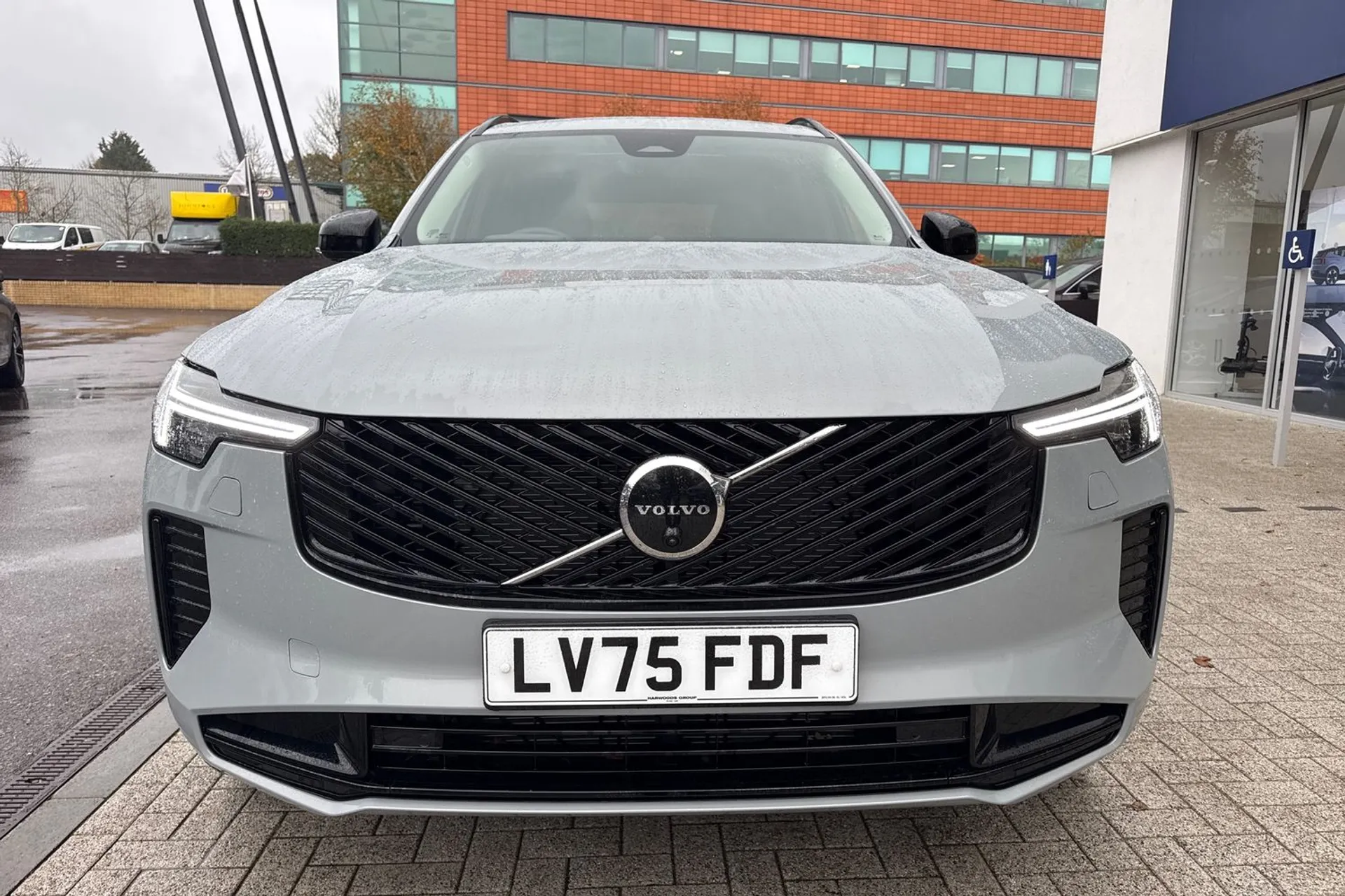 Volvo XC90 thumbnail image number 14