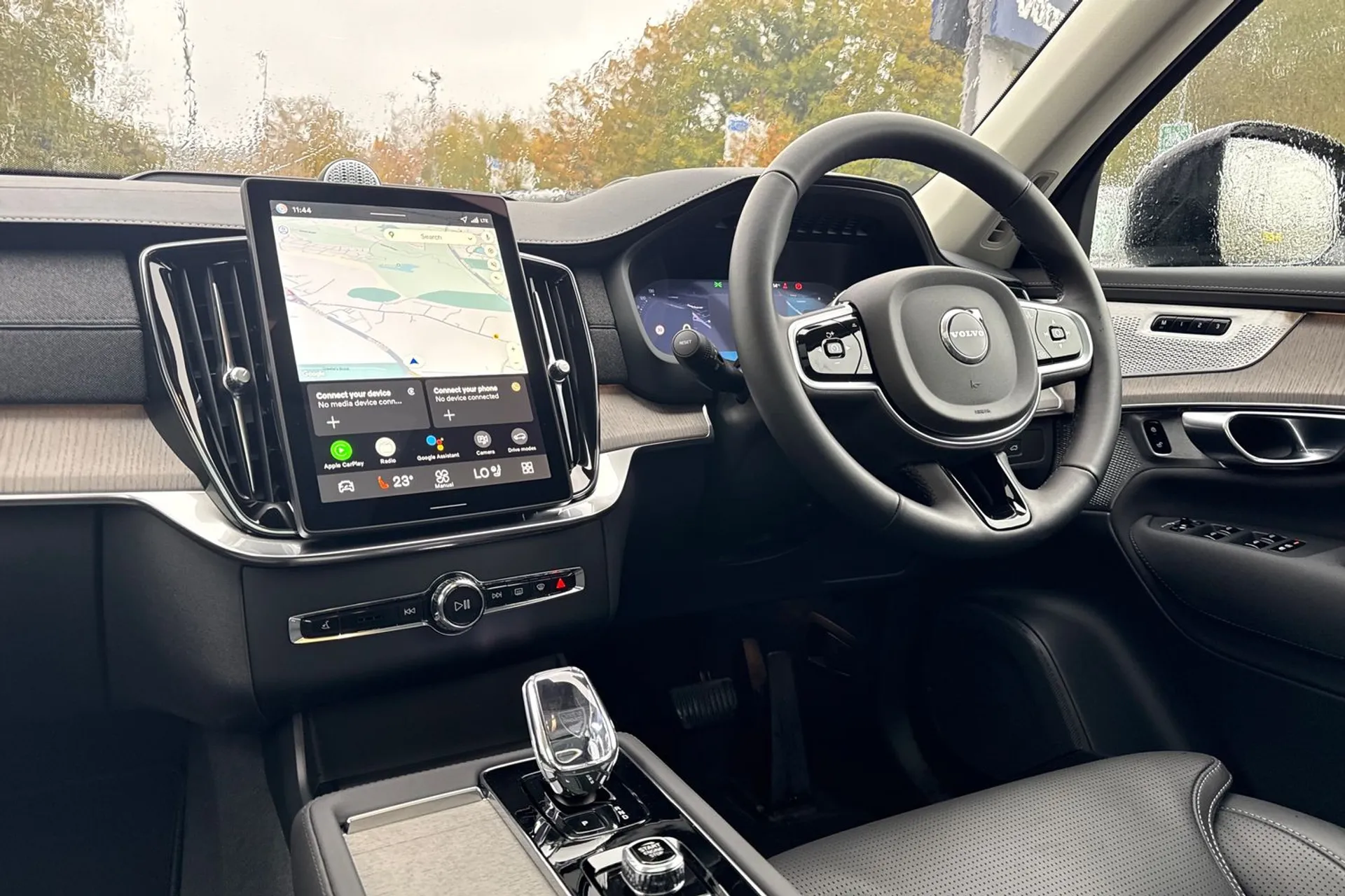 Volvo XC90 thumbnail image number 39