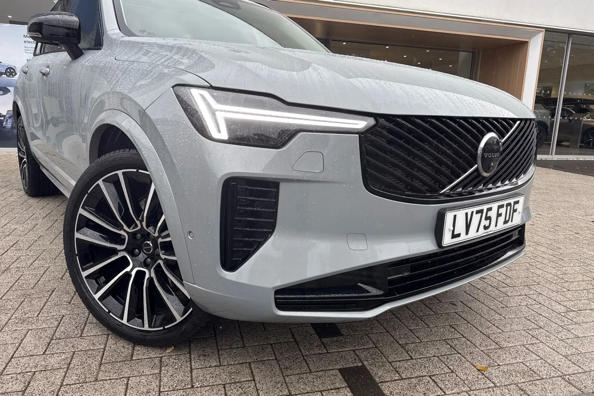 Volvo XC90 thumbnail image number 8