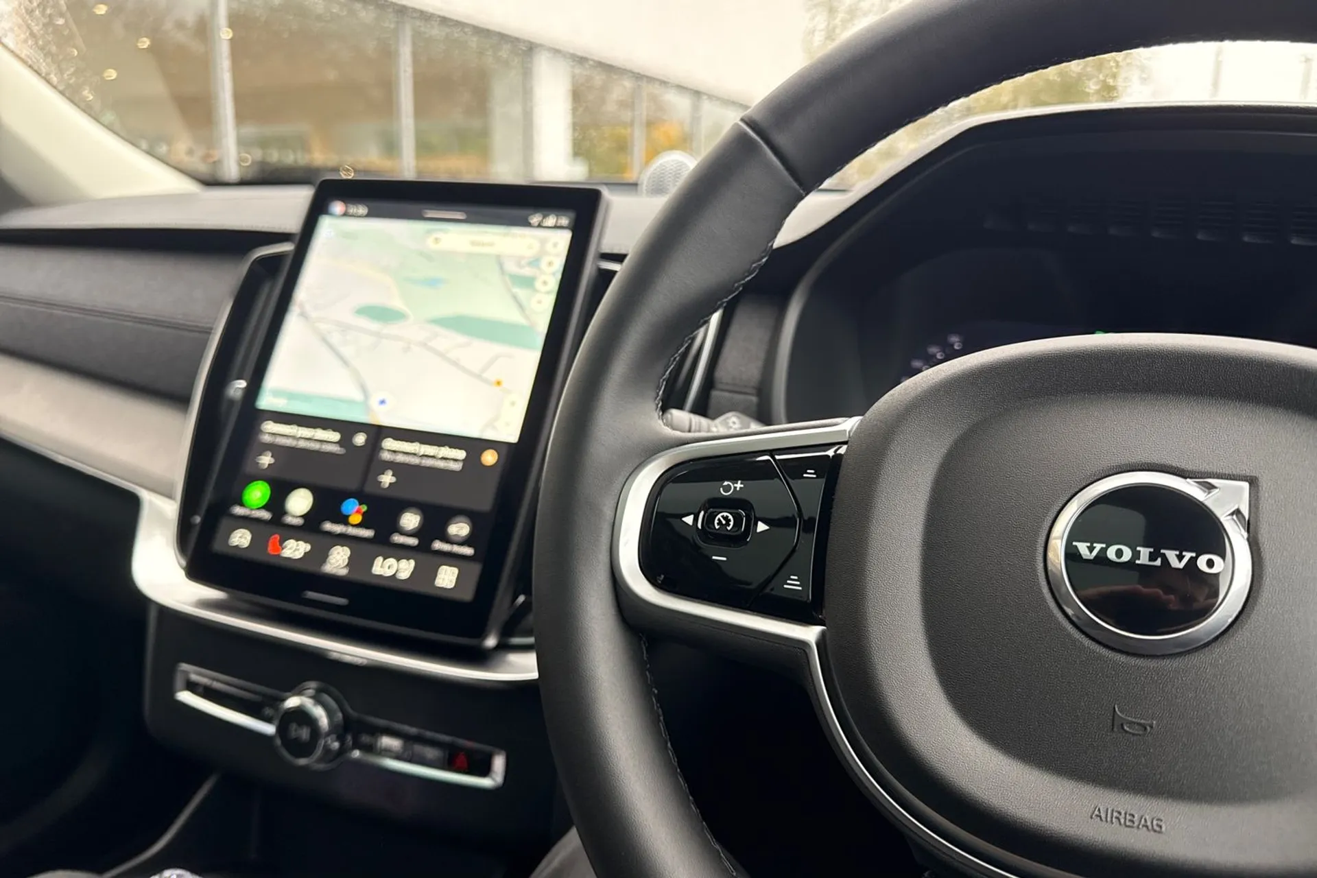 Volvo XC90 thumbnail image number 40