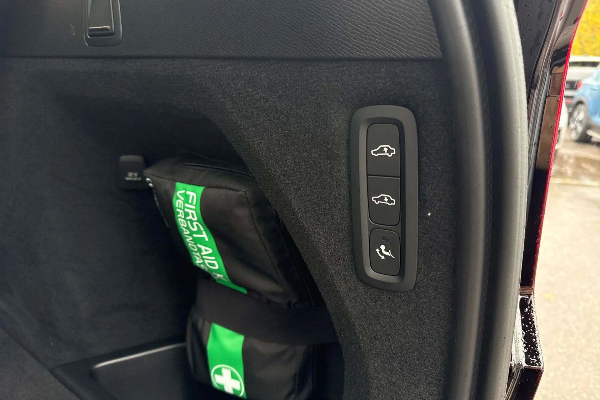 Volvo XC90 thumbnail image number 22