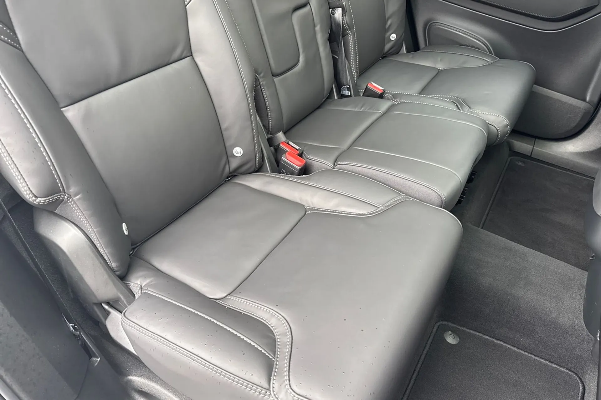 Volvo XC90 thumbnail image number 28