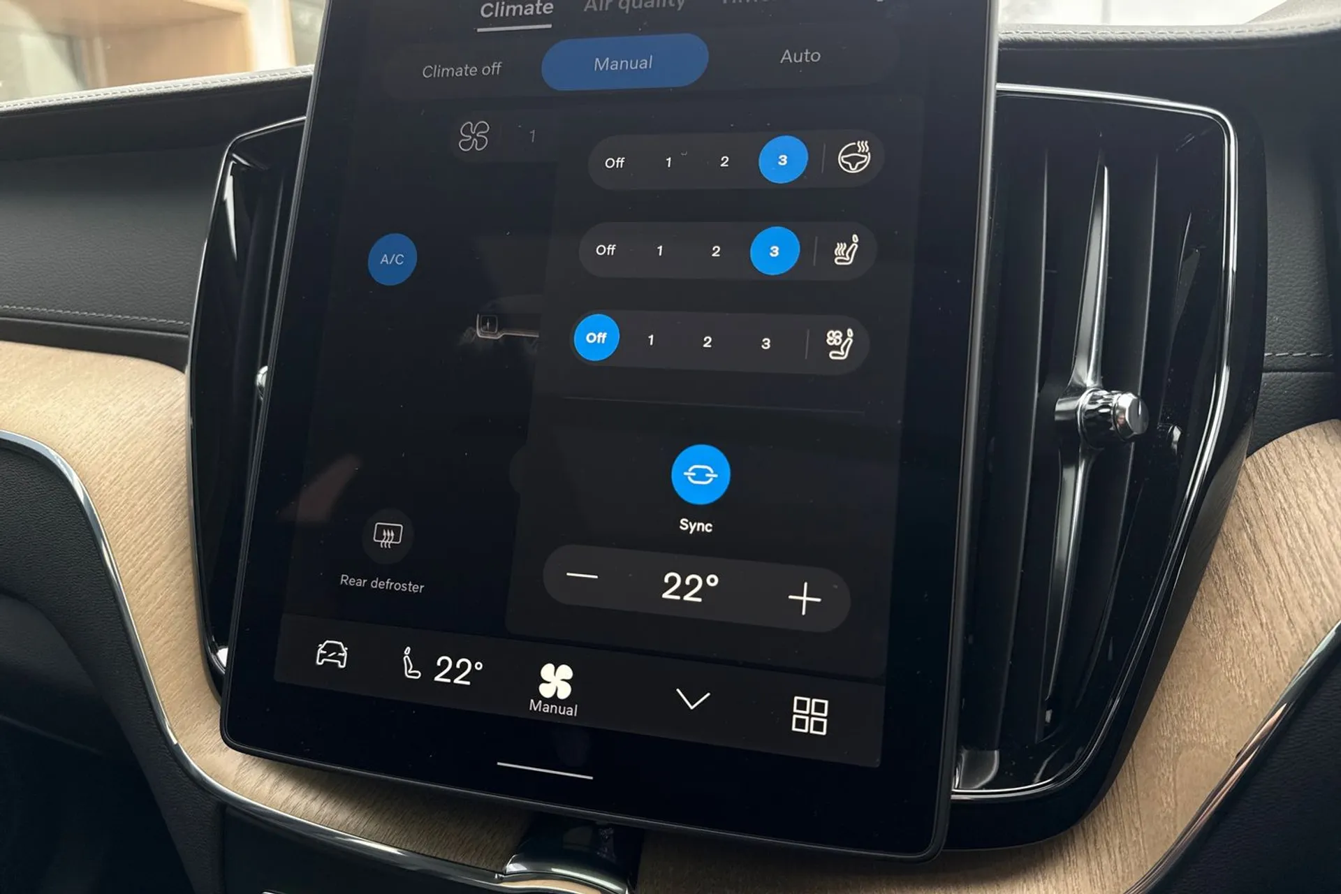 Volvo XC60 thumbnail image number 40