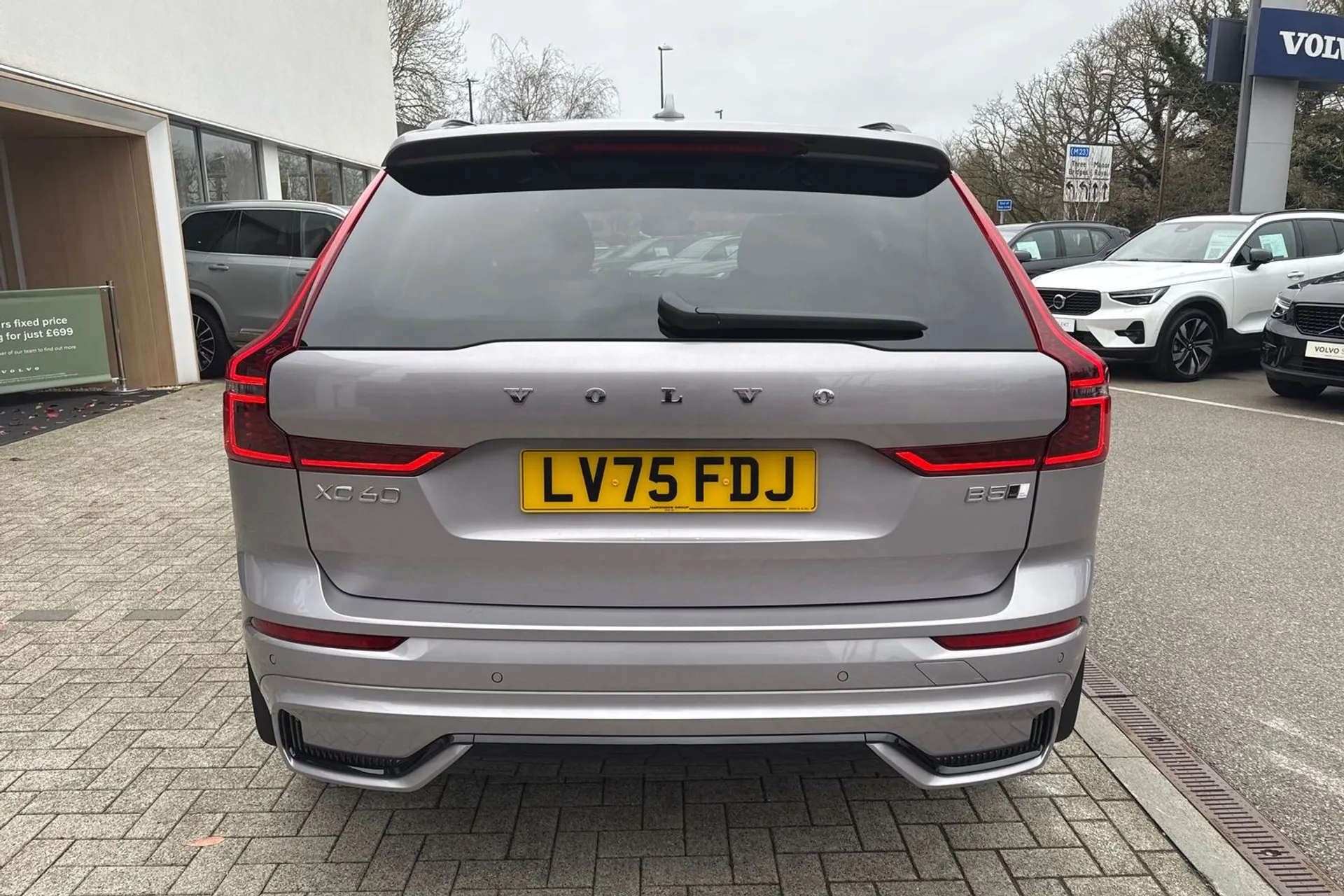 Volvo XC60 thumbnail image number 9