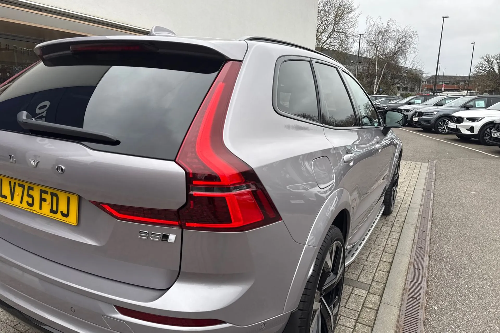 Volvo XC60 thumbnail image number 15