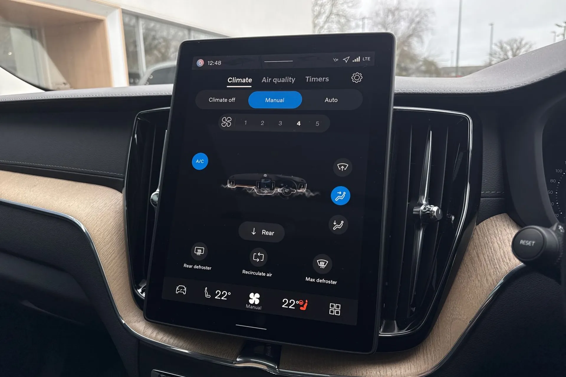 Volvo XC60 thumbnail image number 39