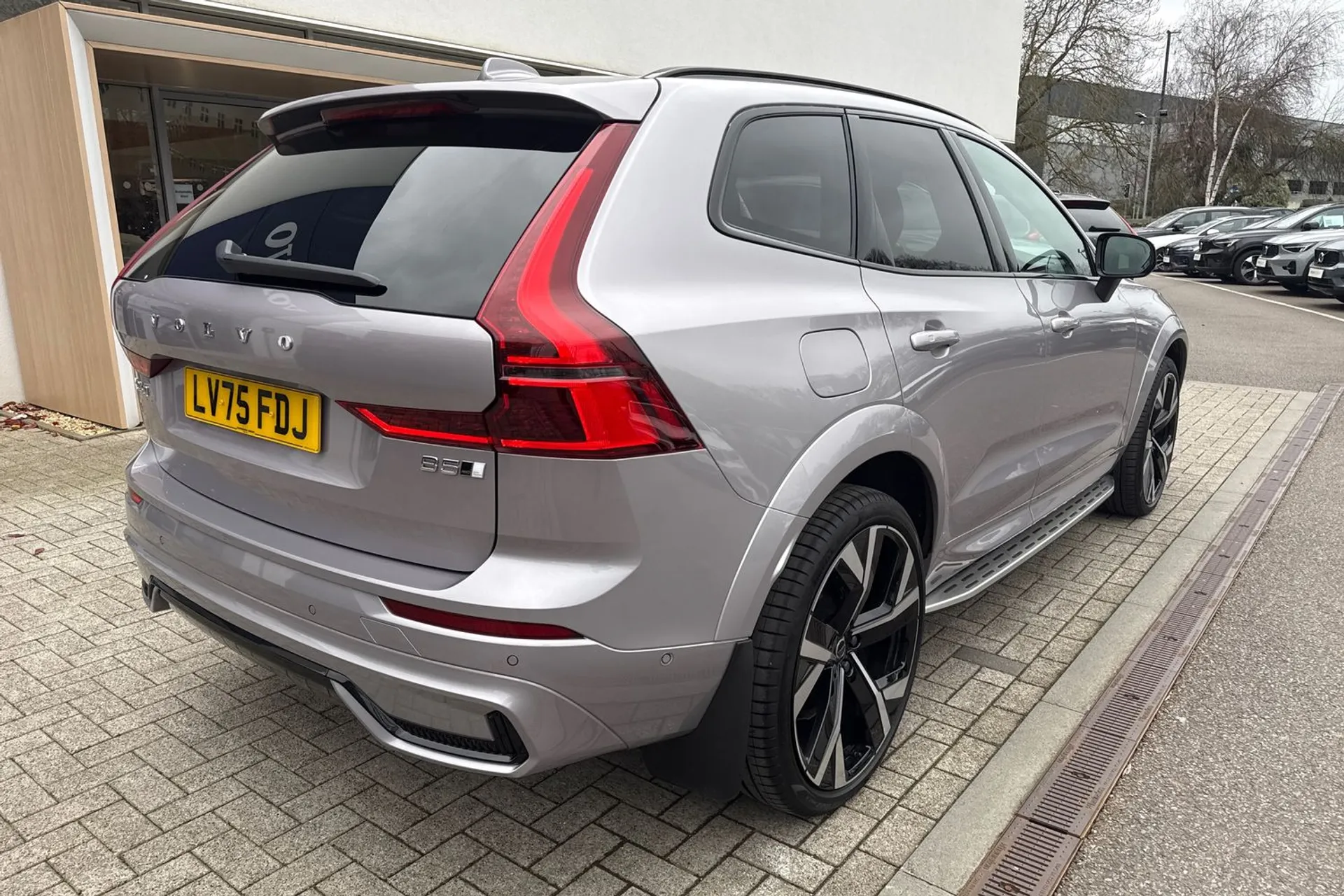 Volvo XC60 thumbnail image number 8