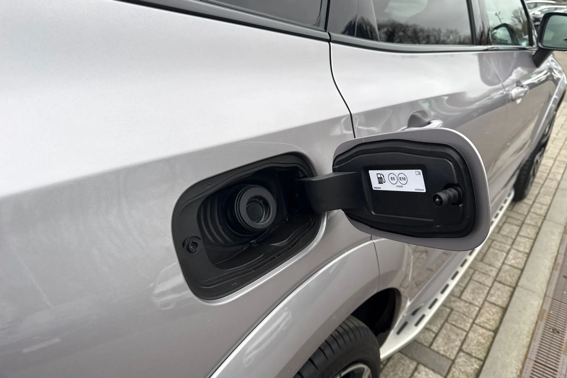 Volvo XC60 thumbnail image number 19