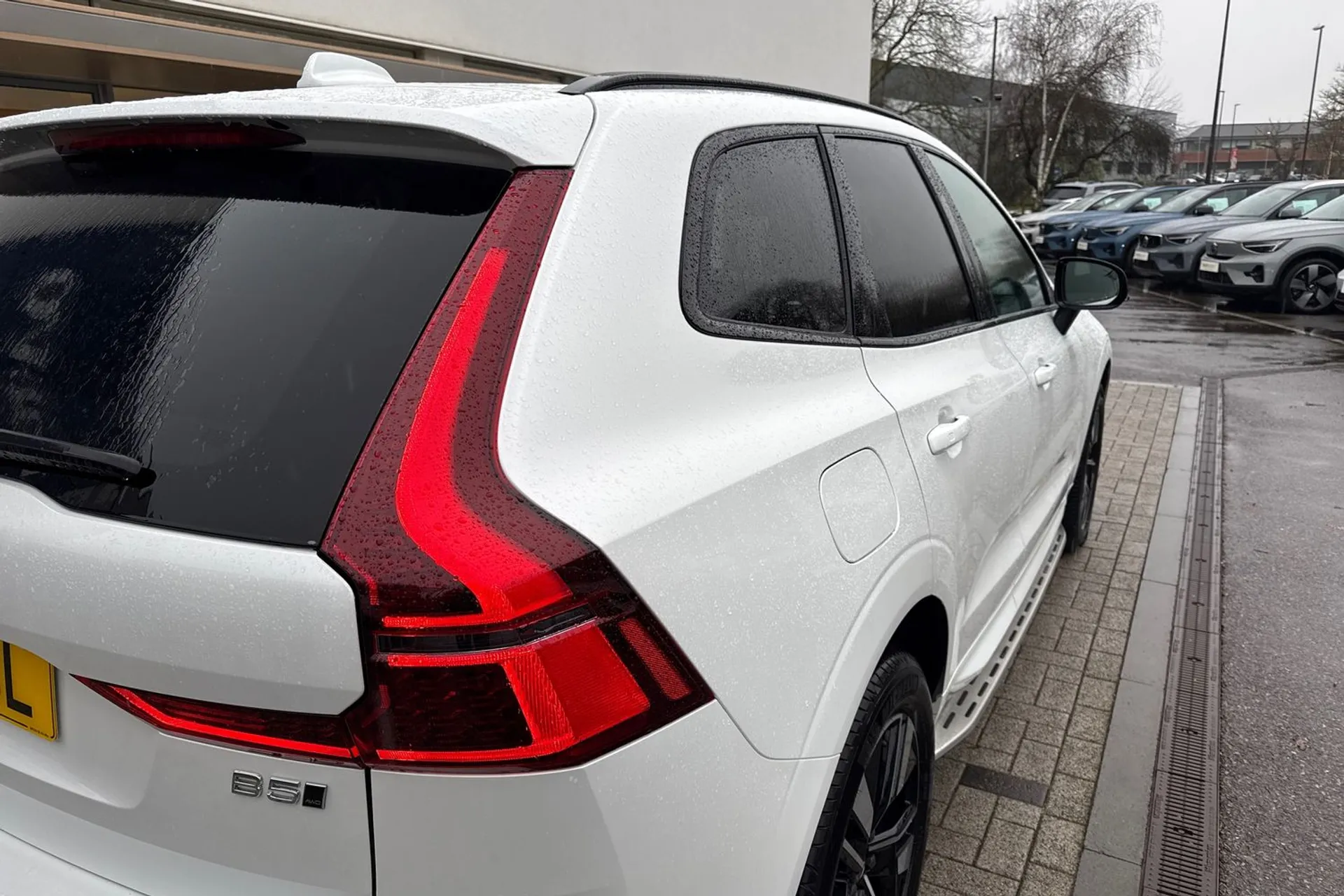 Volvo XC60 thumbnail image number 15