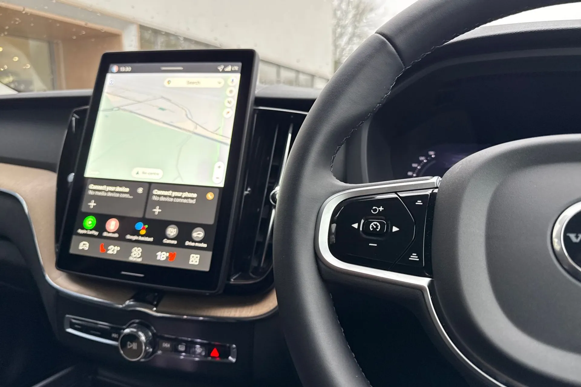 Volvo XC60 thumbnail image number 36