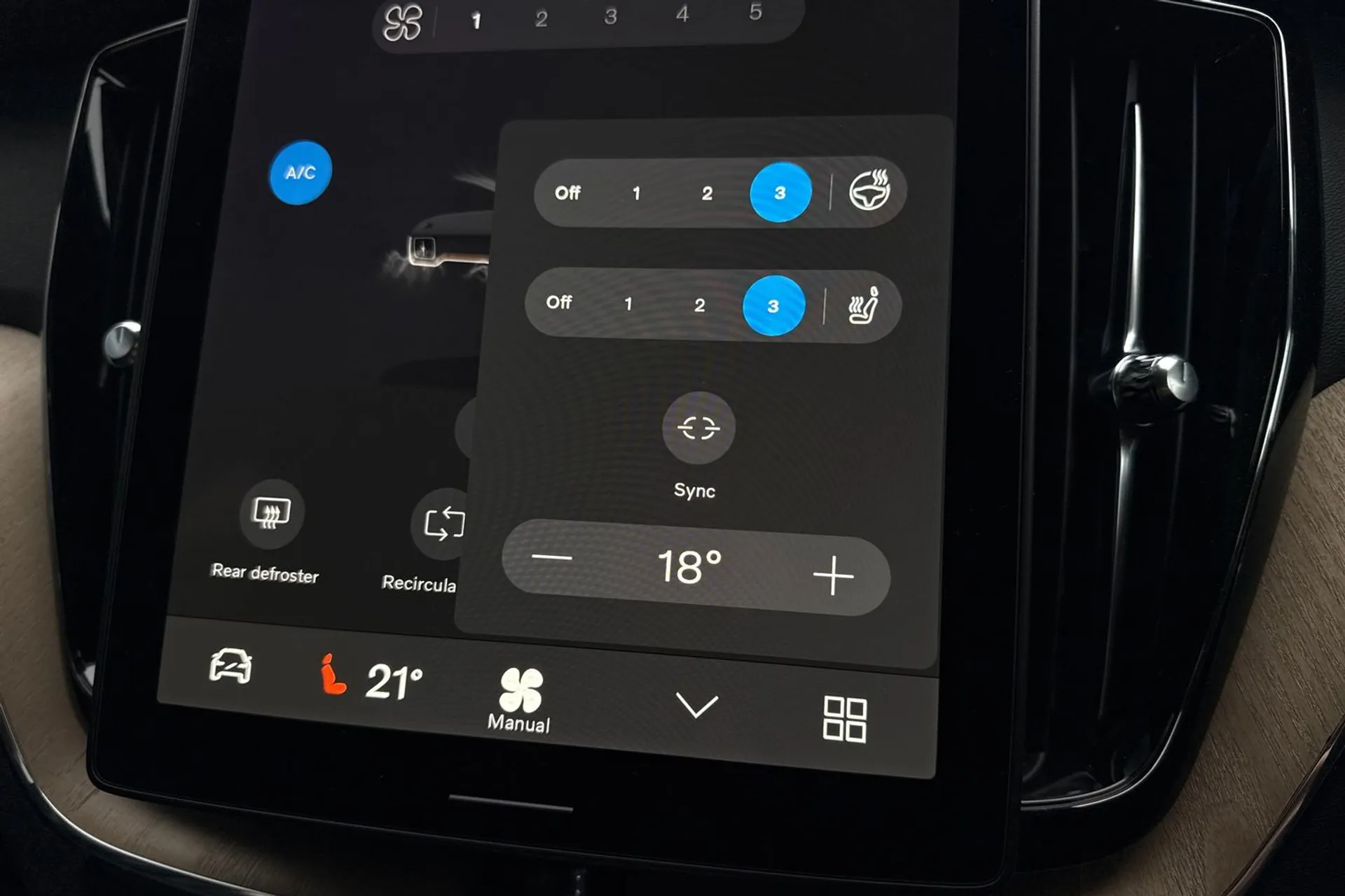 Volvo XC60 thumbnail image number 40