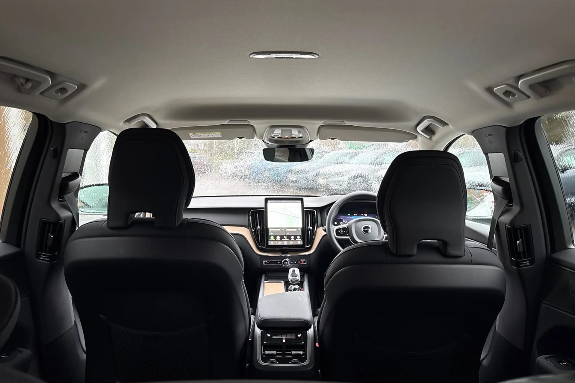 Volvo XC60 thumbnail image number 22