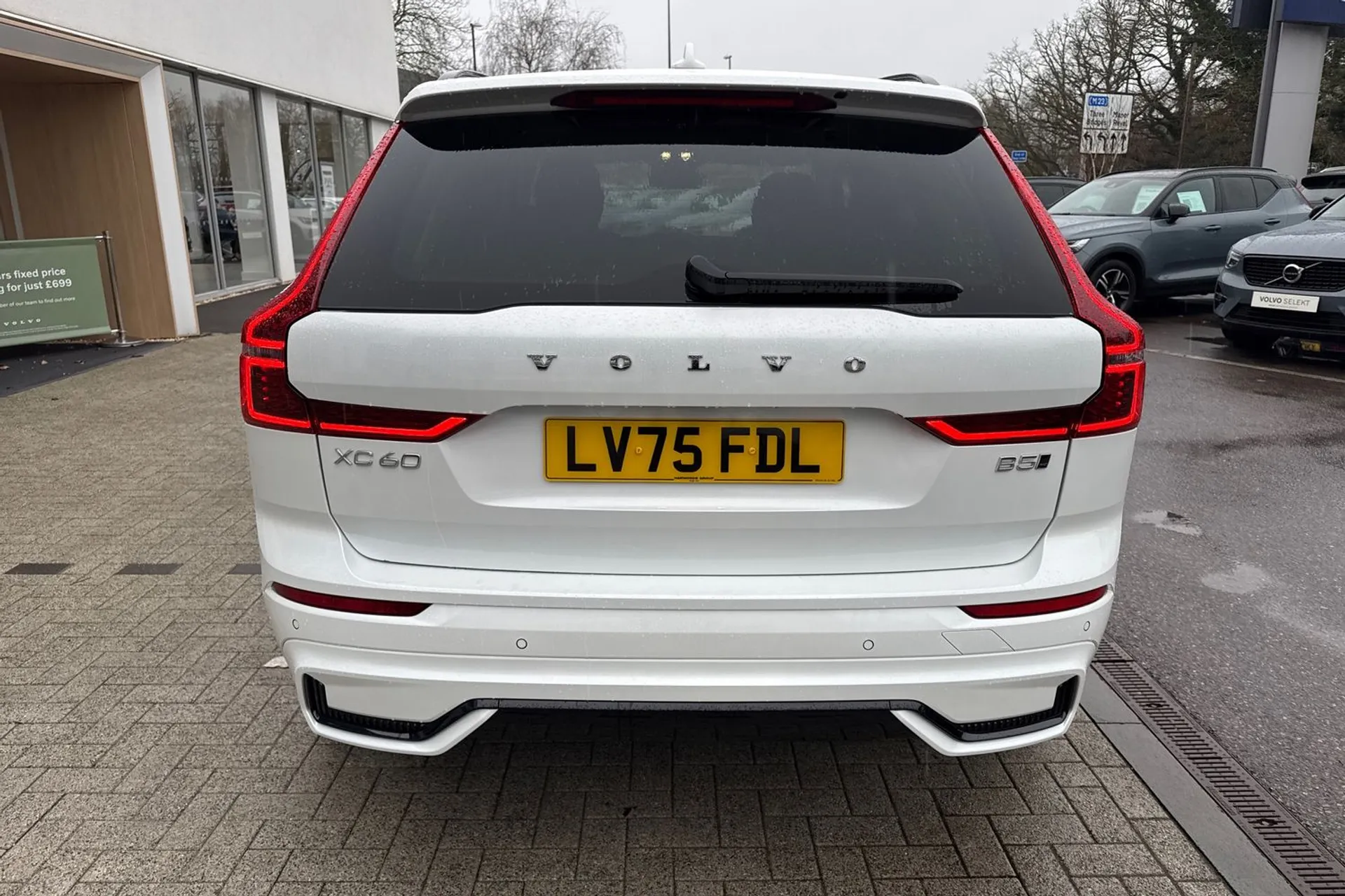 Volvo XC60 thumbnail image number 9