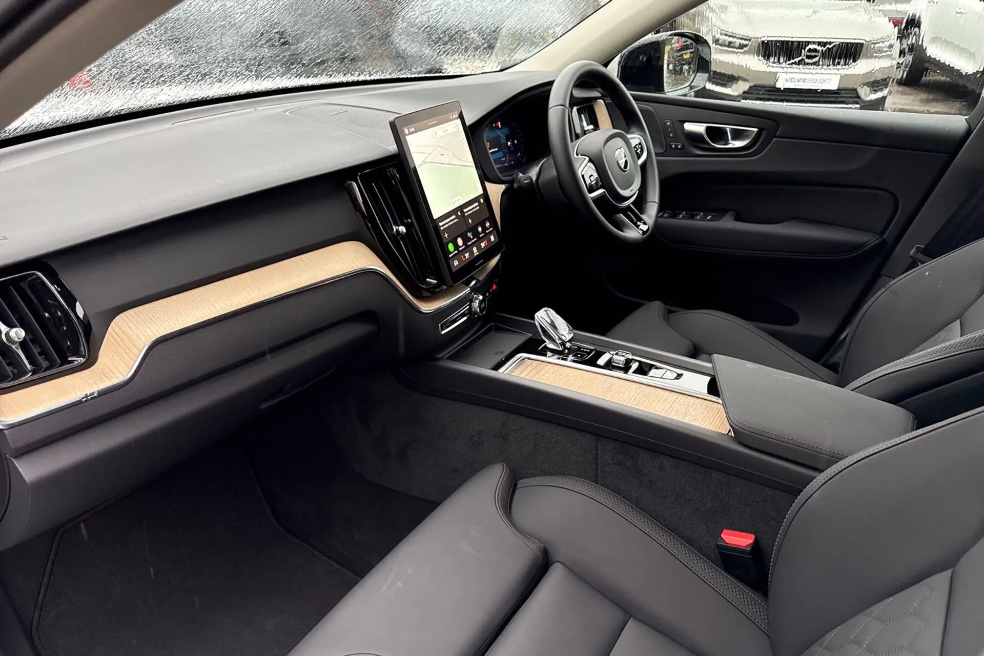 Volvo XC60 thumbnail image number 27