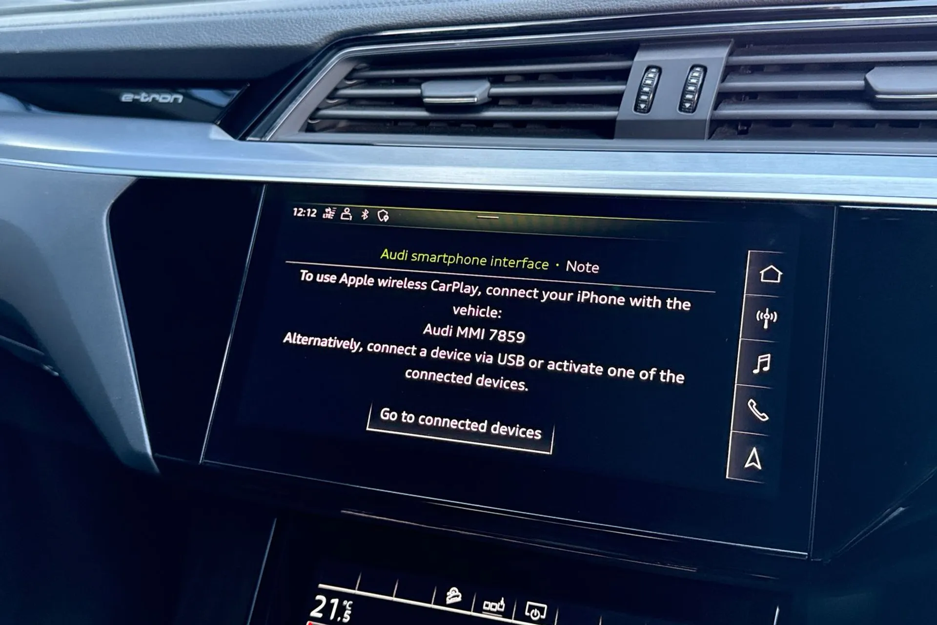 Audi e-tron thumbnail image number 37