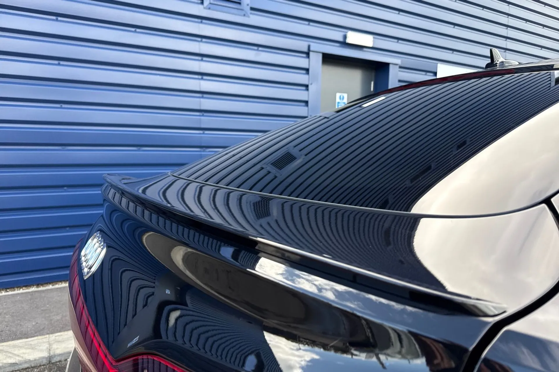 Audi e-tron thumbnail image number 14