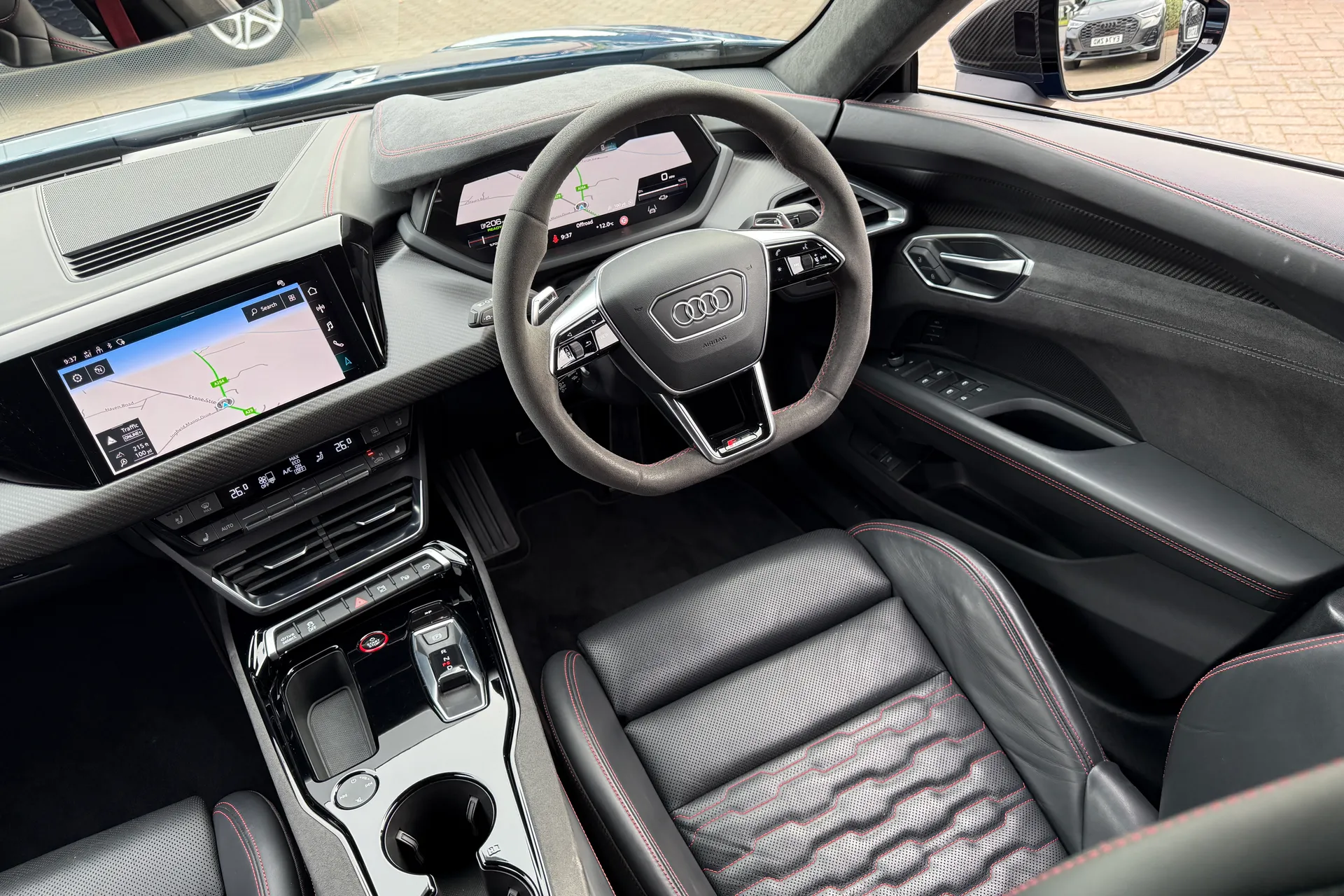 Audi RS e-tron GT thumbnail image number 48