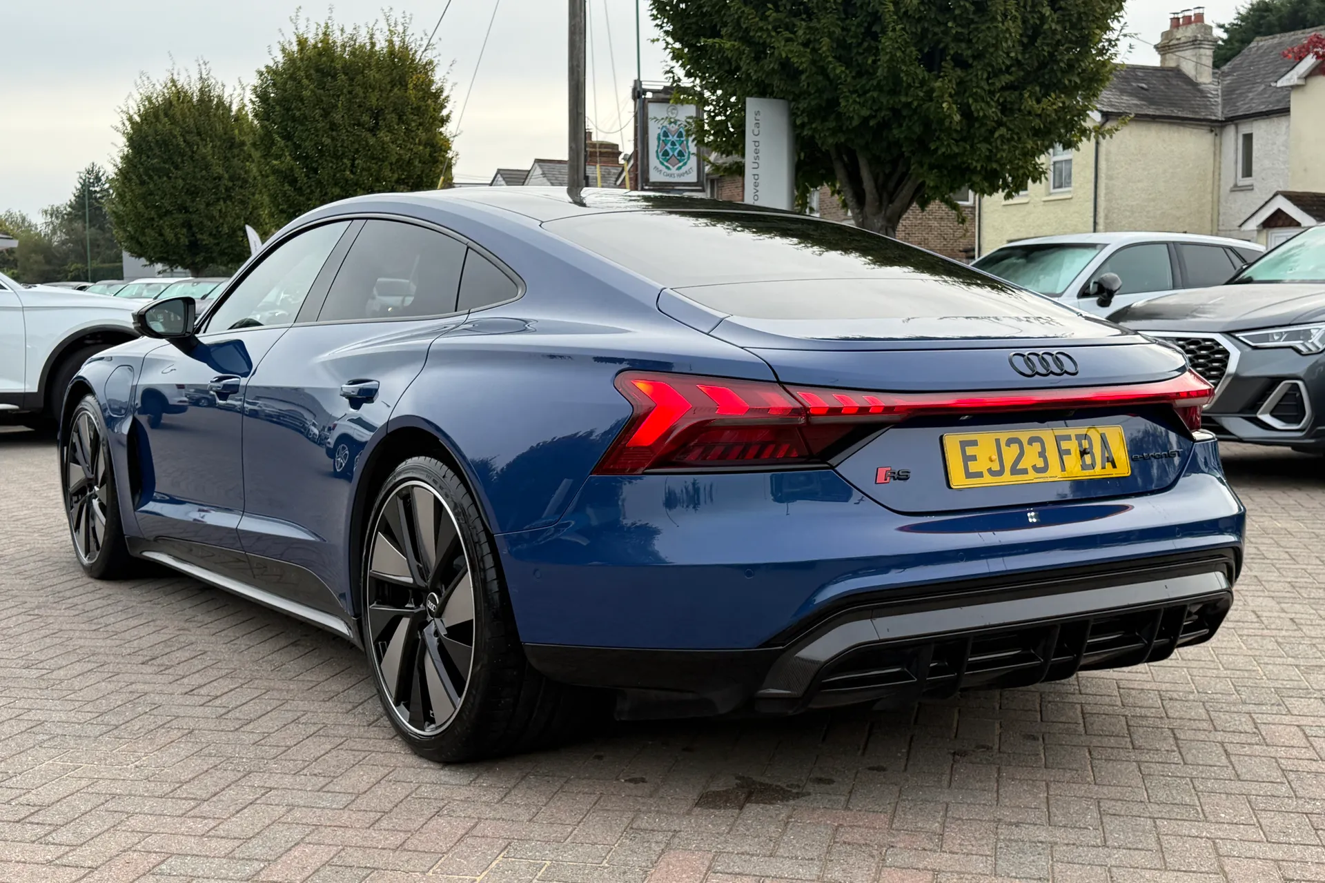 Audi RS e-tron GT thumbnail image number 38