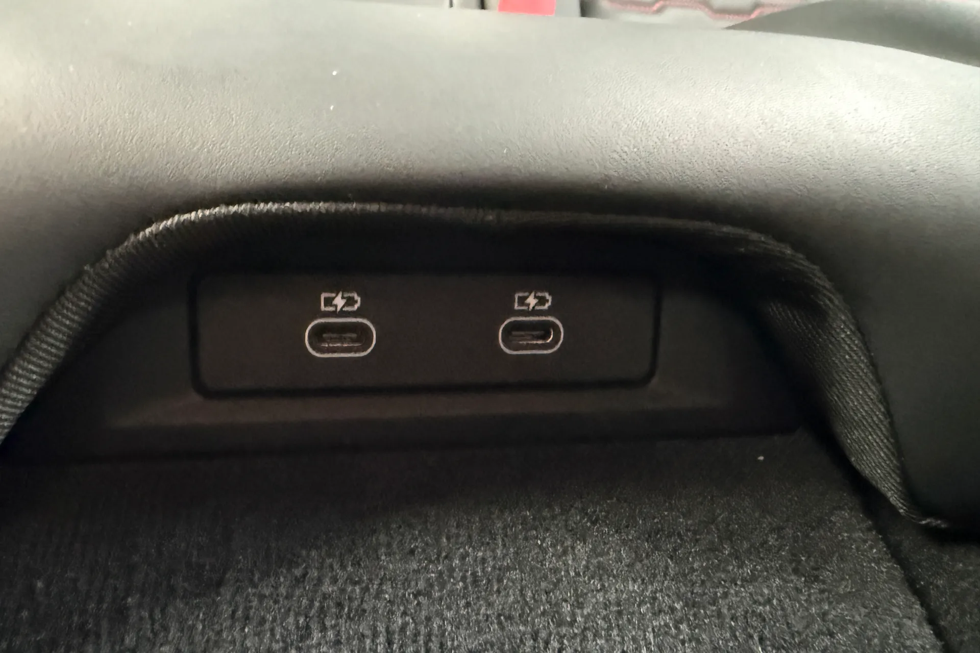 Audi RS e-tron GT thumbnail image number 55